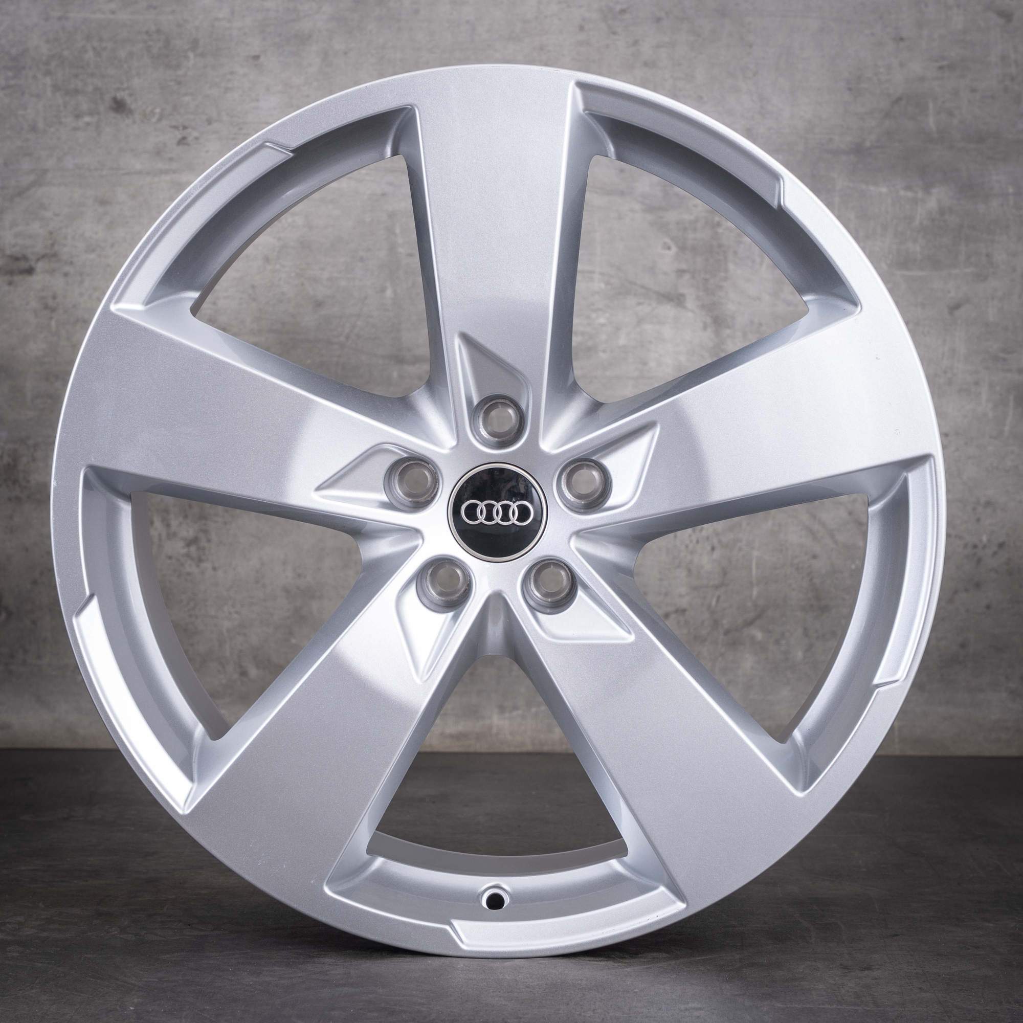 Cerchi originali Audi A6 S6 da 20 pollici 4K C8 4K0601025K argento lucido NUOVI
