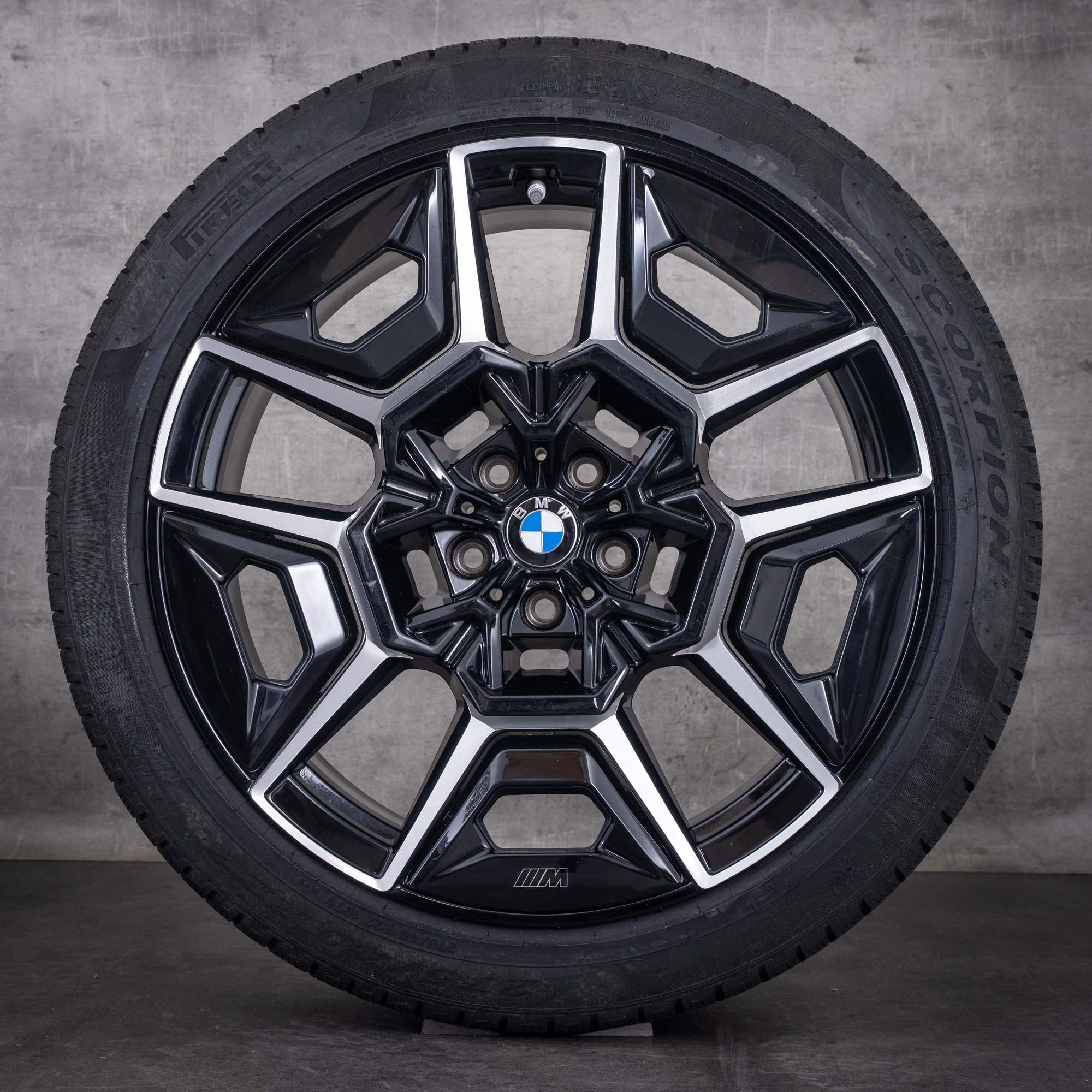 Original BMW XM Winterräder 22 Zoll G09 Felgen Styling 922 M 1543987 1543988 jet black