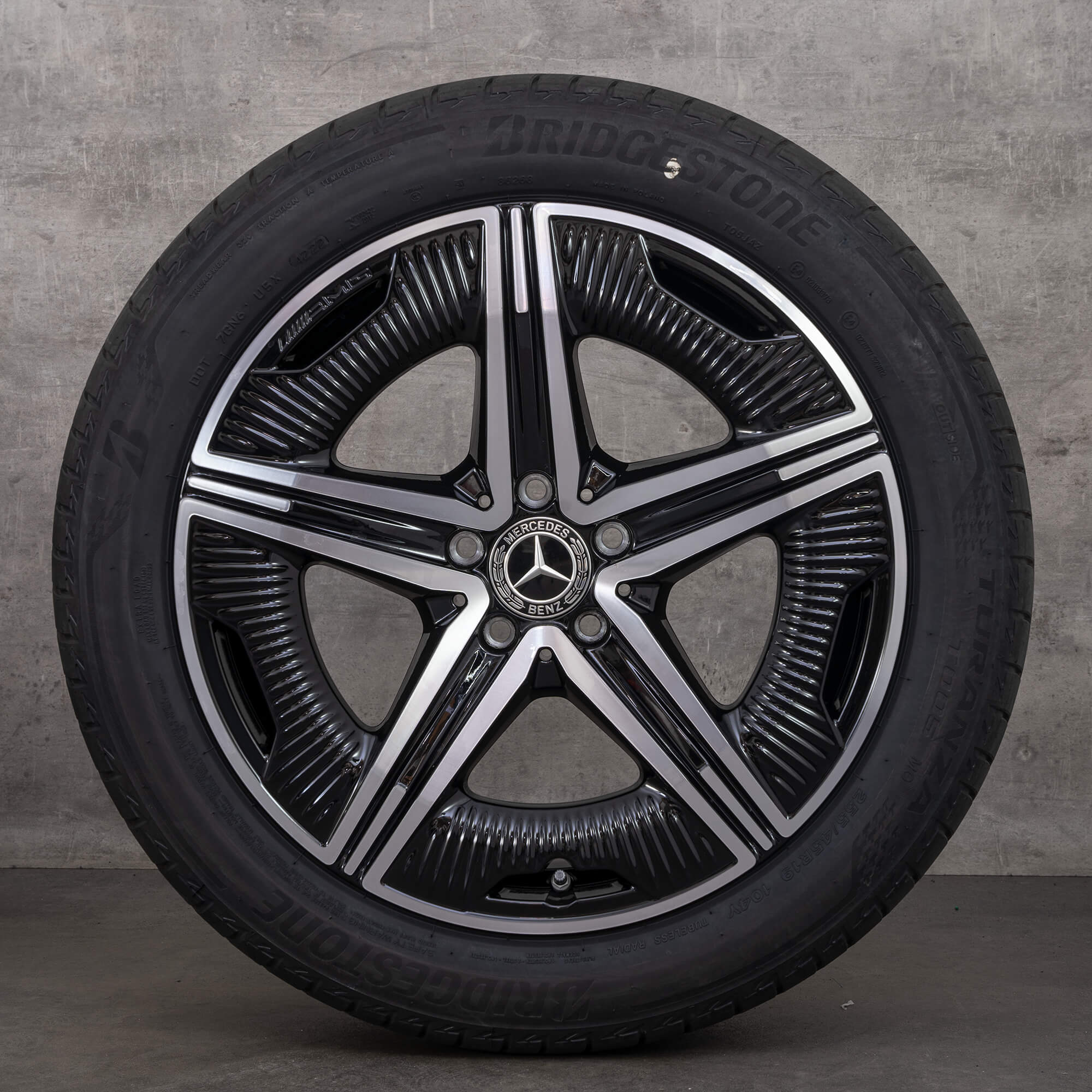 AMG 19 Zoll Felgen Mercedes EQE V295 Sommerreifen Sommerräder 