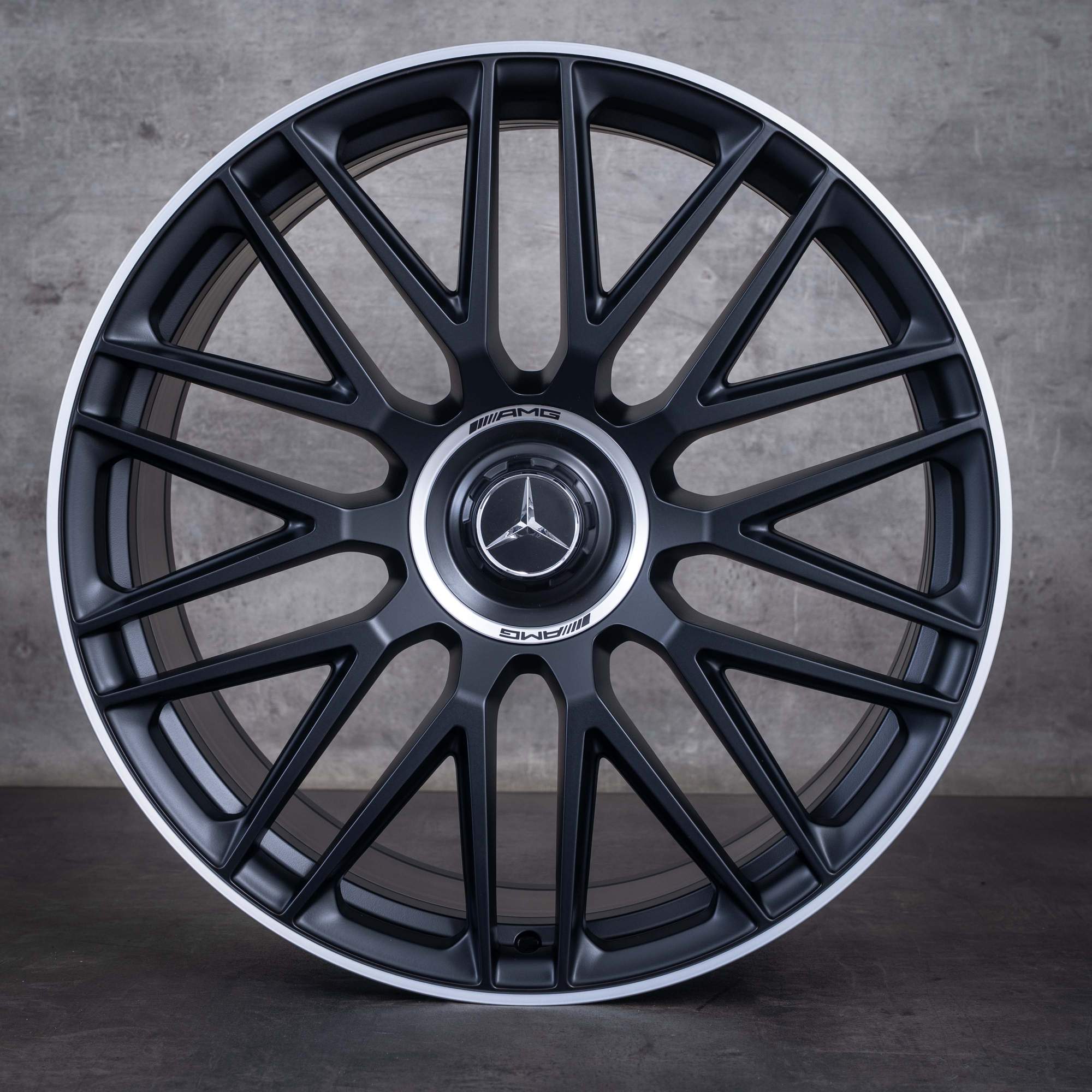 Original Mercedes Benz AMG GT 43 Felgen 21 Zoll C192 A2324012900 A1924010600 schwarz matt rand glanzgedreht NEU