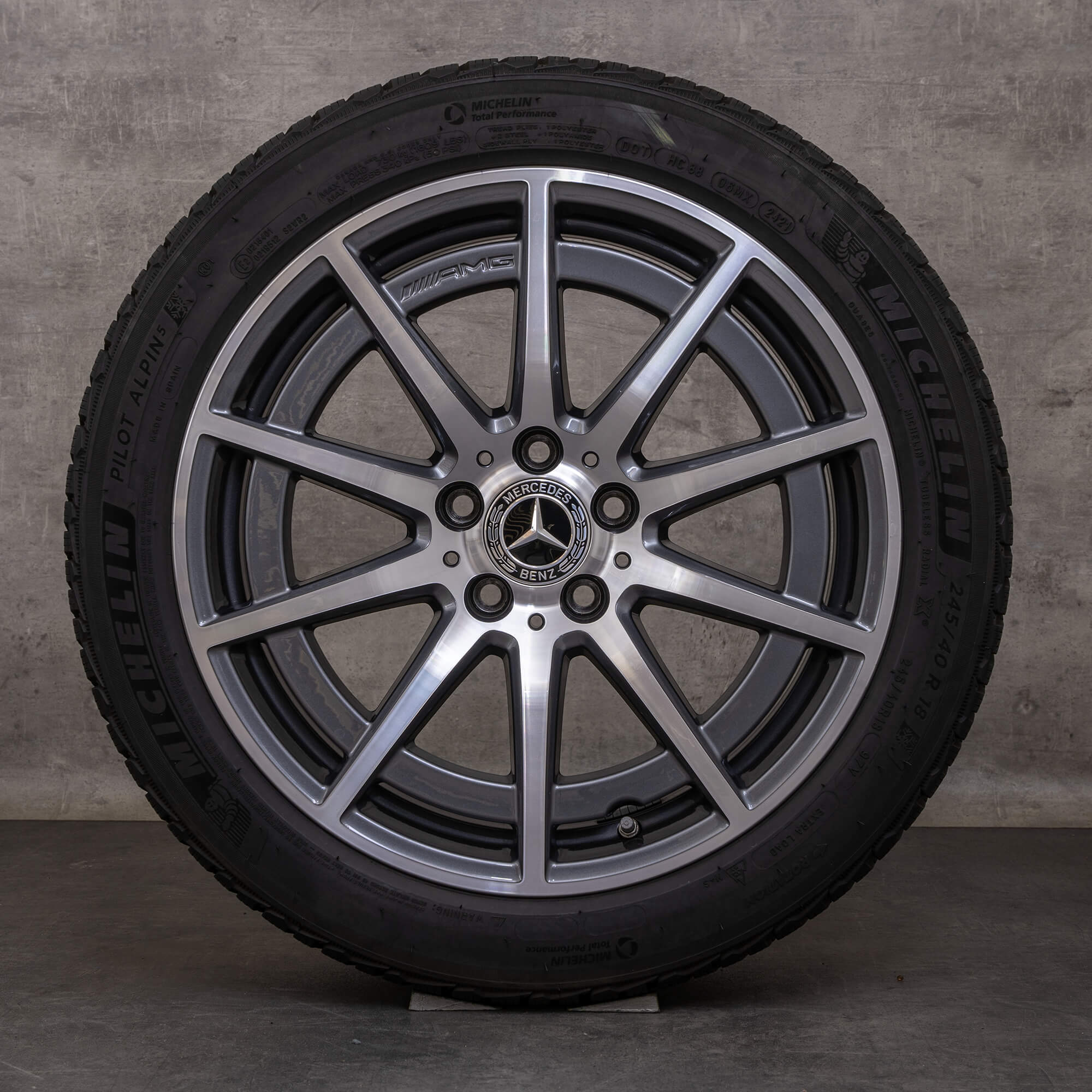 Äkta Mercedes Benz A-klass A45 CLA 45 AMG vinterhjul 18 tum W177 V177 C118 X118 fälgar / fälg A1774012100 titan glansig svarvad