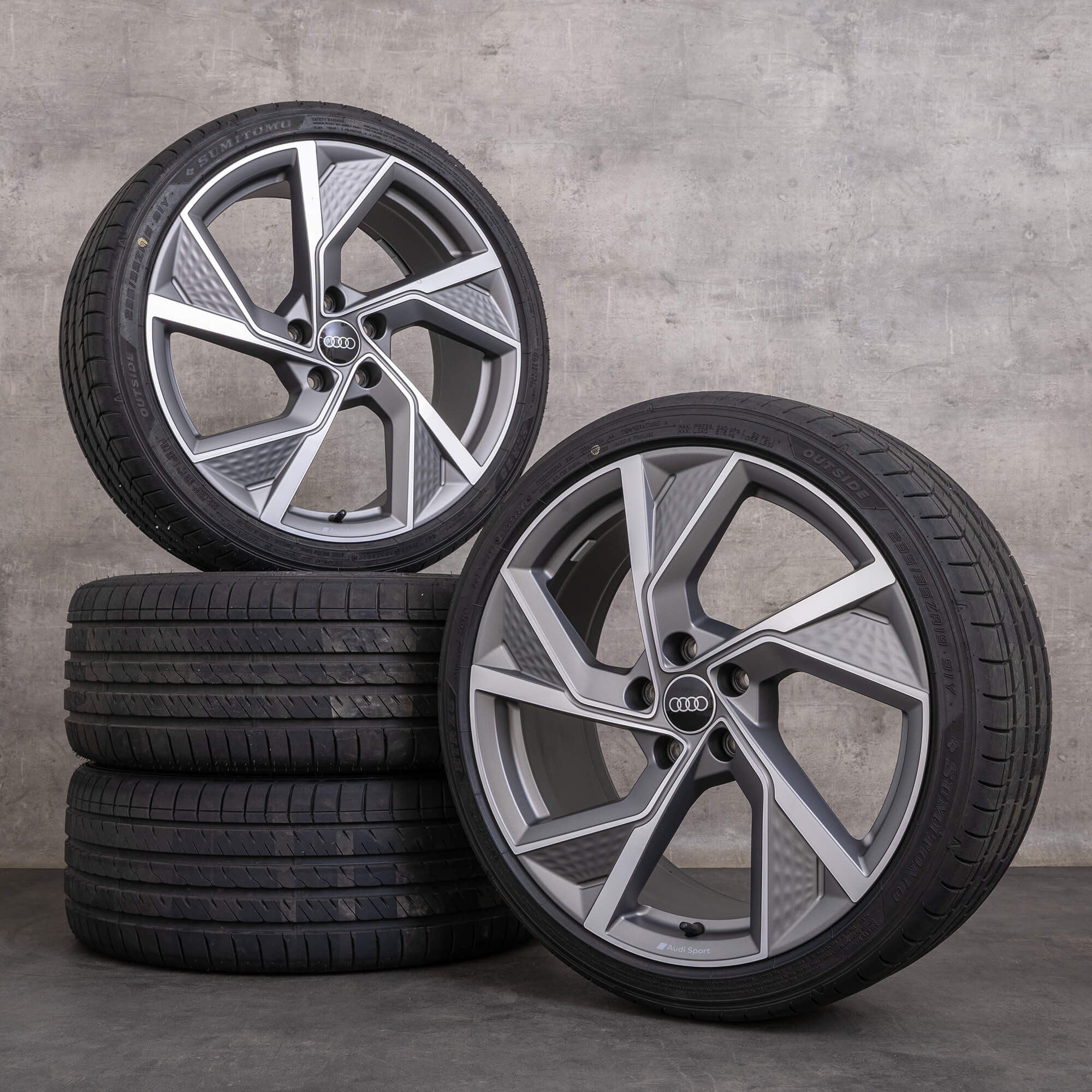 Originální 19 palcové letni disky Audi A3 S3 8Y 8V 8Y0601025Q antracit matný vysoký lesk