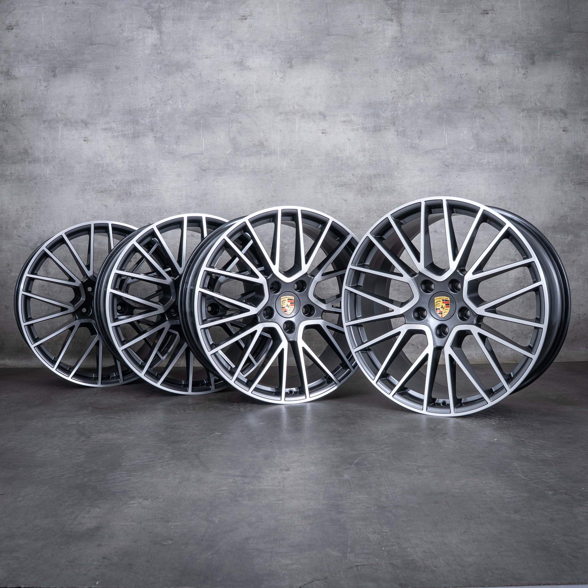 Alkuperäiset Porsche Cayenne vanteet 21 tuuman 9YA RS Spyder 9Y0601025K 9Y0601025L titaani kiillotettu