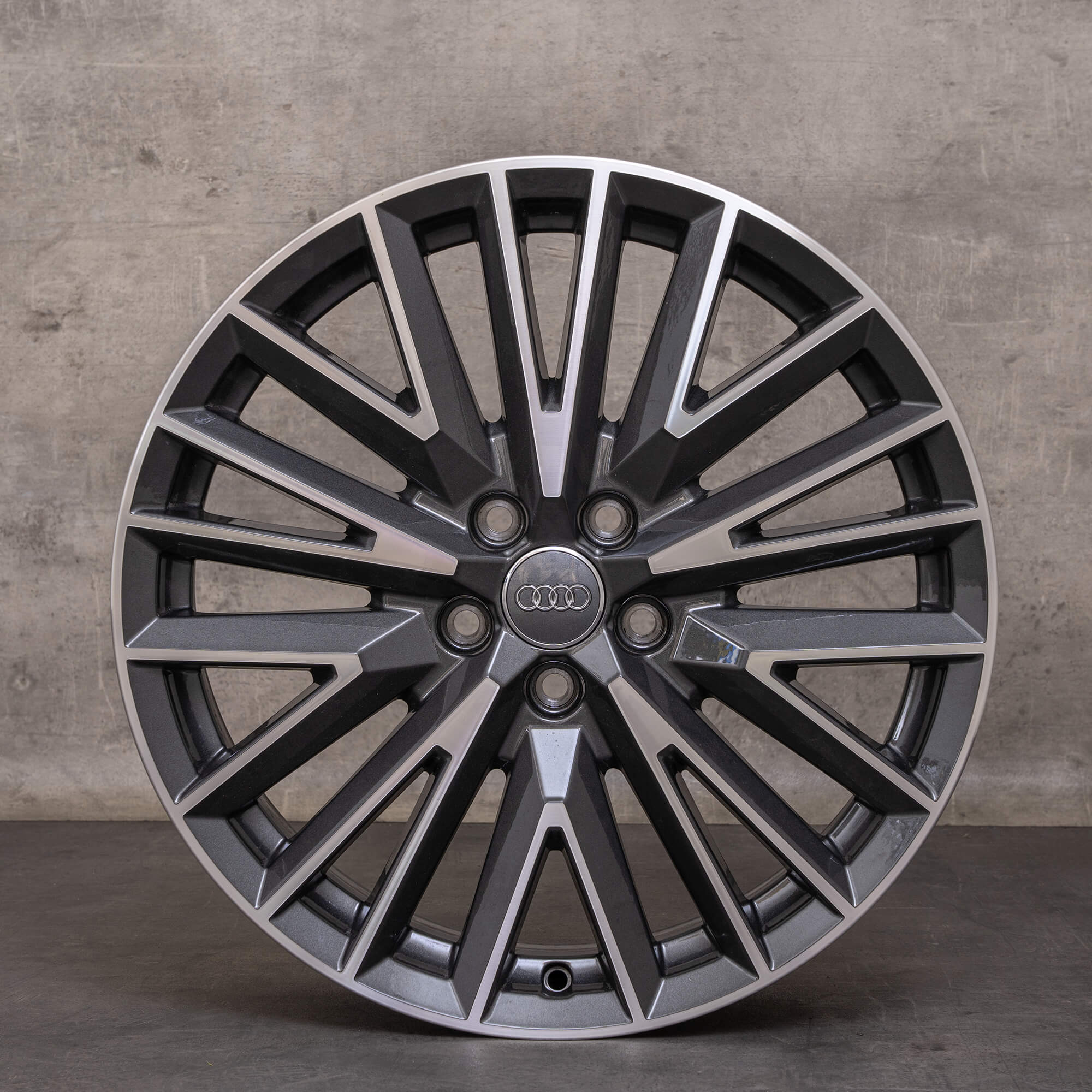 OEM Audi Q3 rims 19 inch II F3 alloy 83A601025L 20 spoke V Design