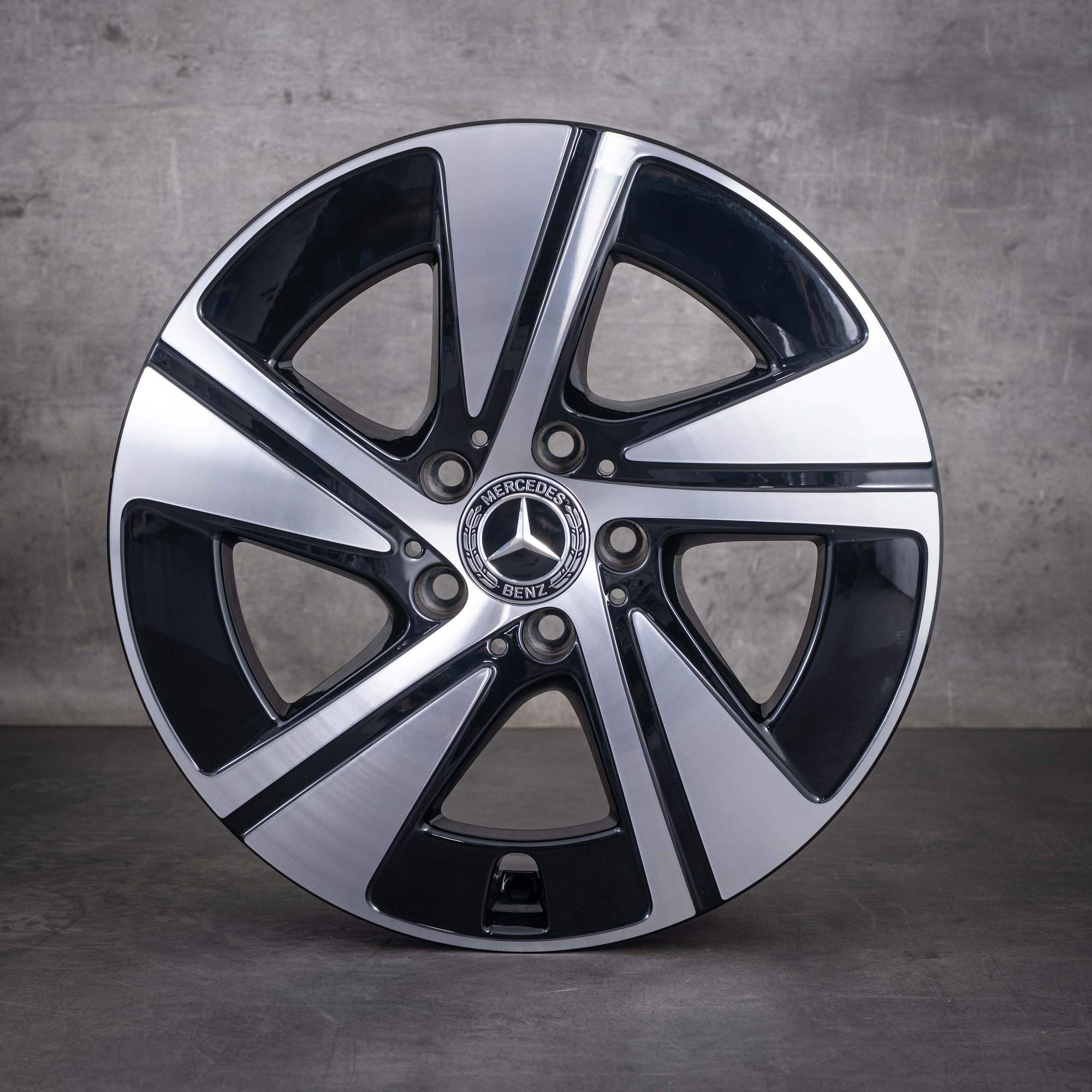 Original Mercedes-Benz V-Klass Vito-fälgar 17 tum 447 A4484011400 svarta frontpolerade NYA