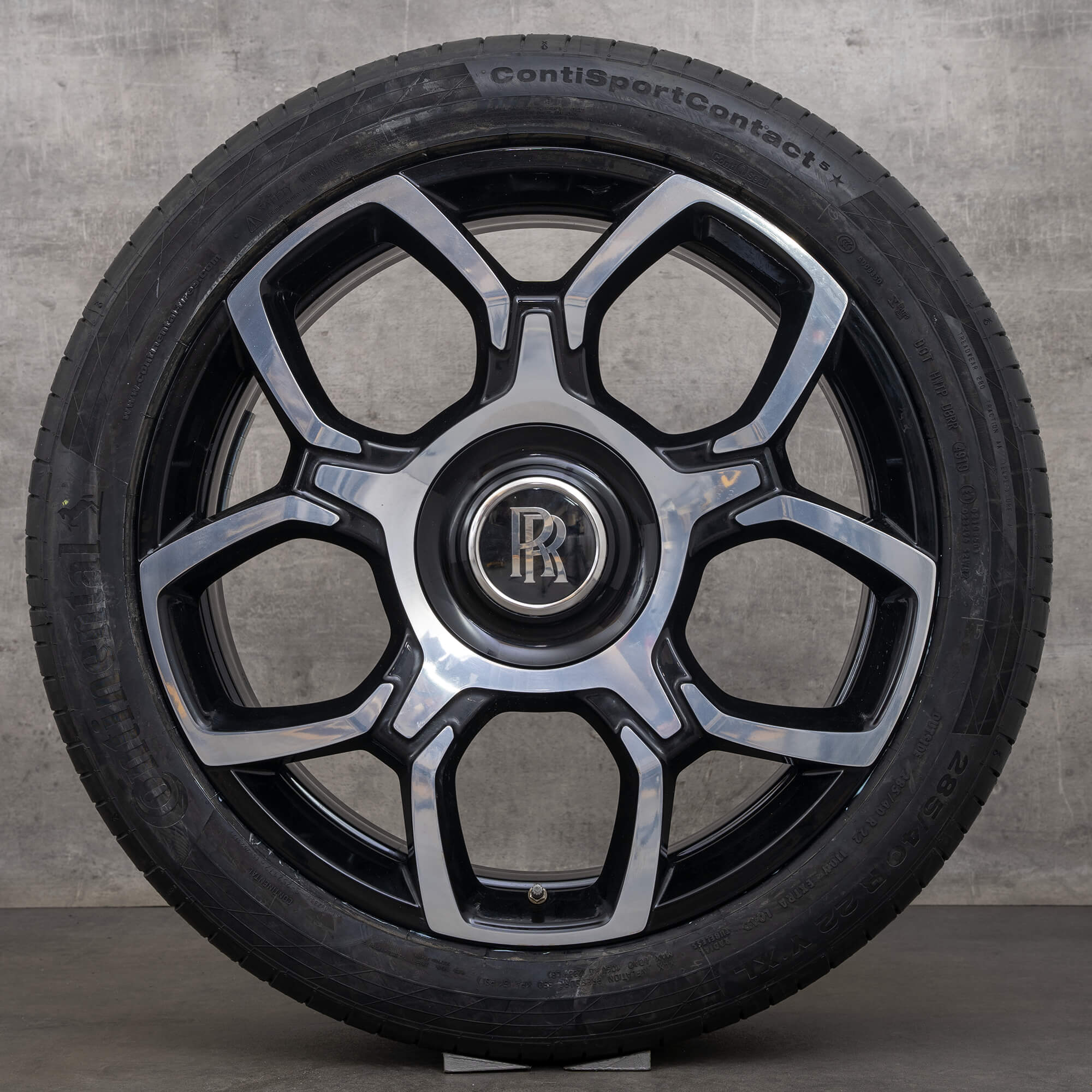 Oem Rolls Royce Cullinan pneus hiver jantes 22 pouces RR31 6884712 6884713 noir brillant