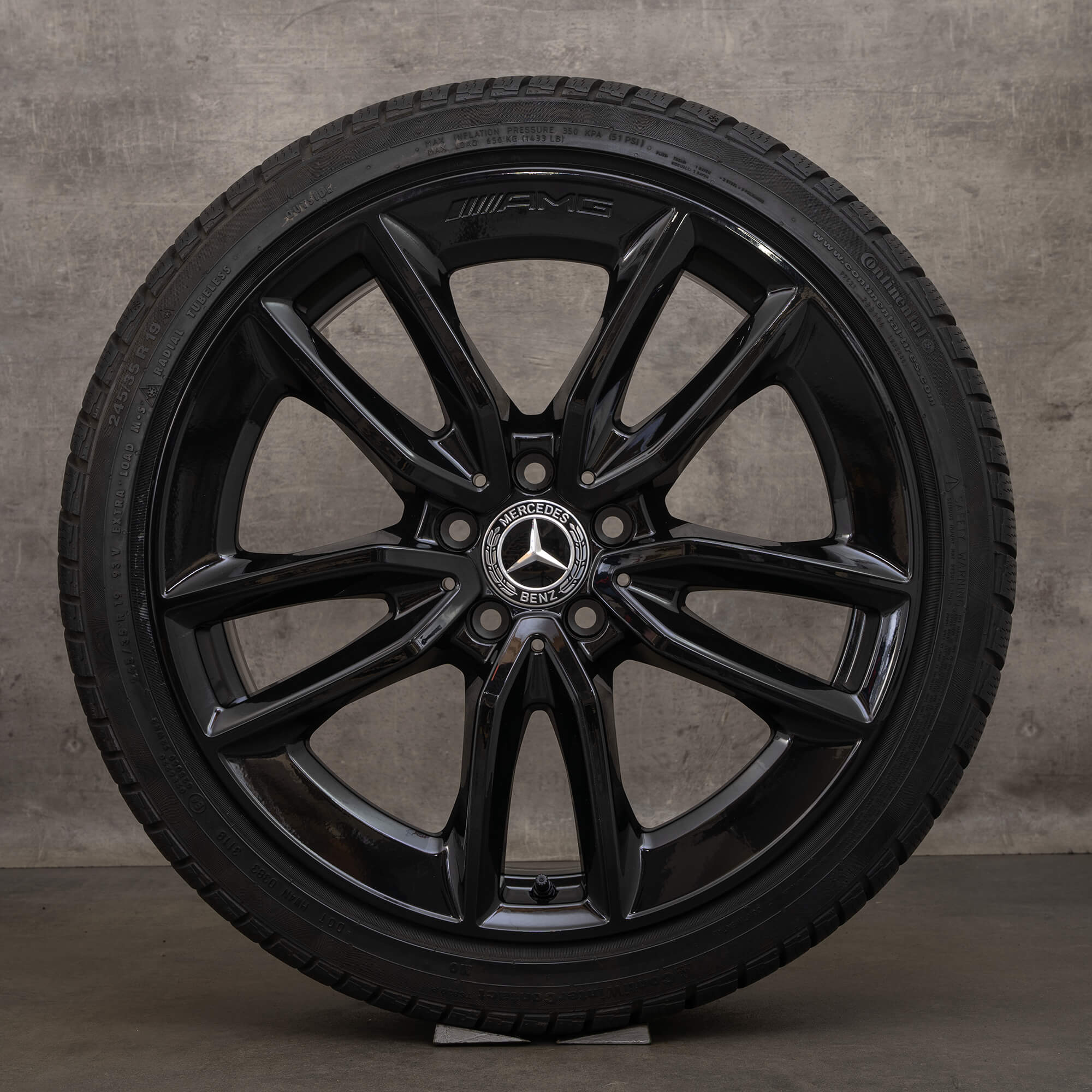 本A-35   黒10  ④③ OEM AMG Mercedes CLA 35 C118 X118 19 inch winter tires rims
