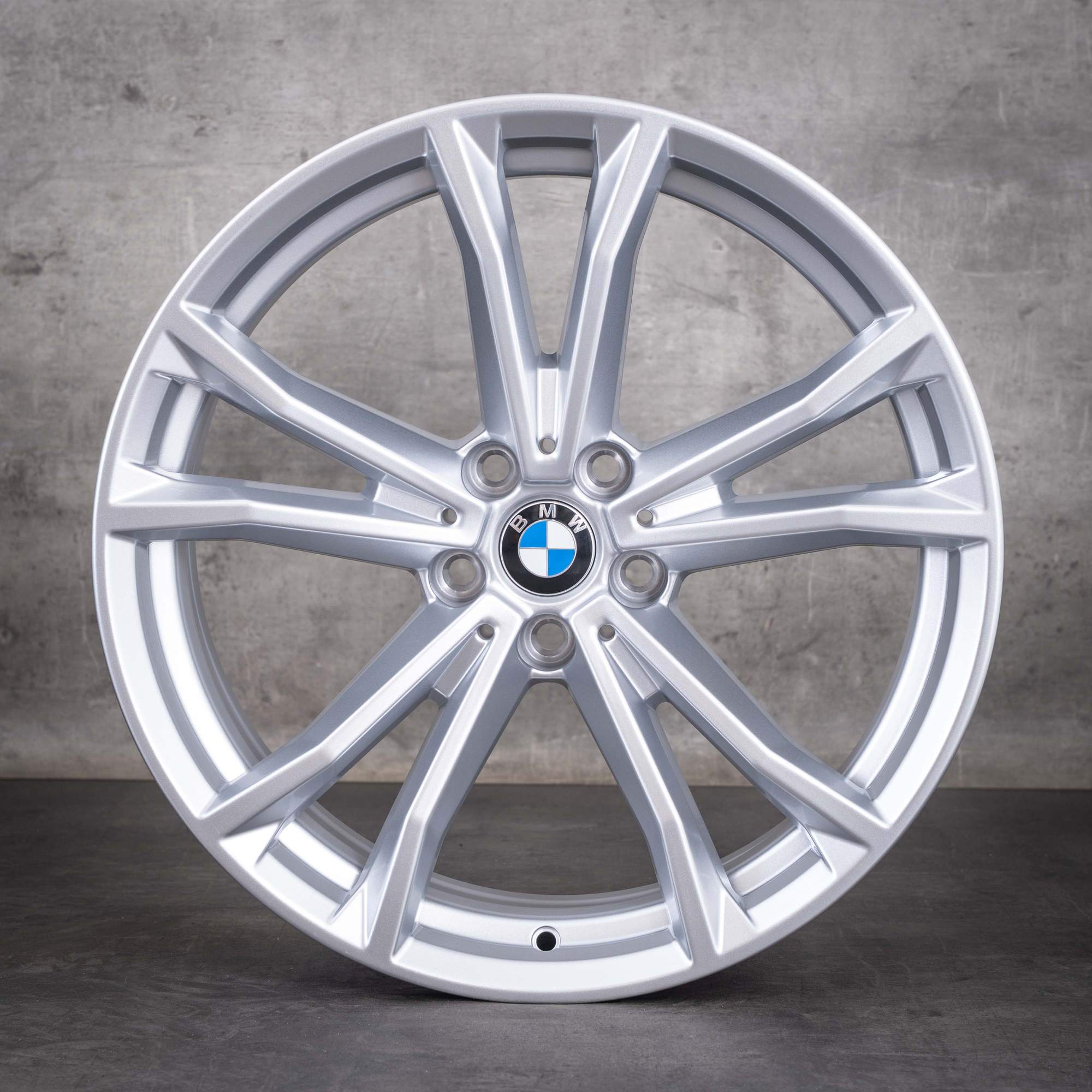 OEM BMW 7 Series i7 X3 20inch G70 G45 rims Styling 903 5A19DE0 Silver NEW