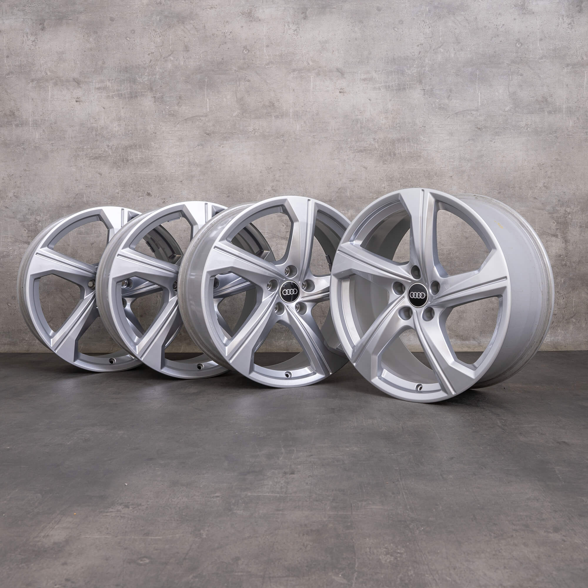 Originale Audi A6 S6 fælge 19 tommer 4K C8 aluminiumsfælge 4K0601025AJ sølv