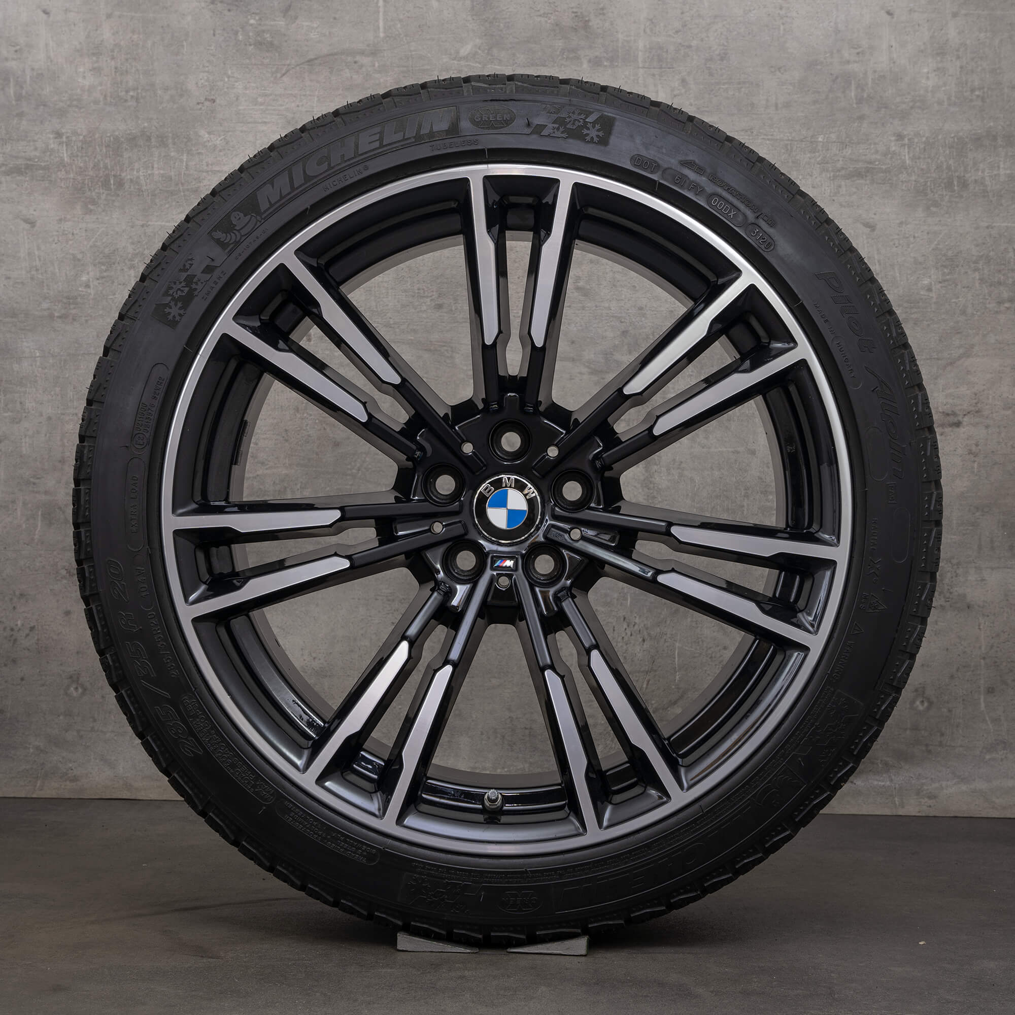 BMW M5 F90 winter wheels 20 inch rims tires styling 706 M 8073977