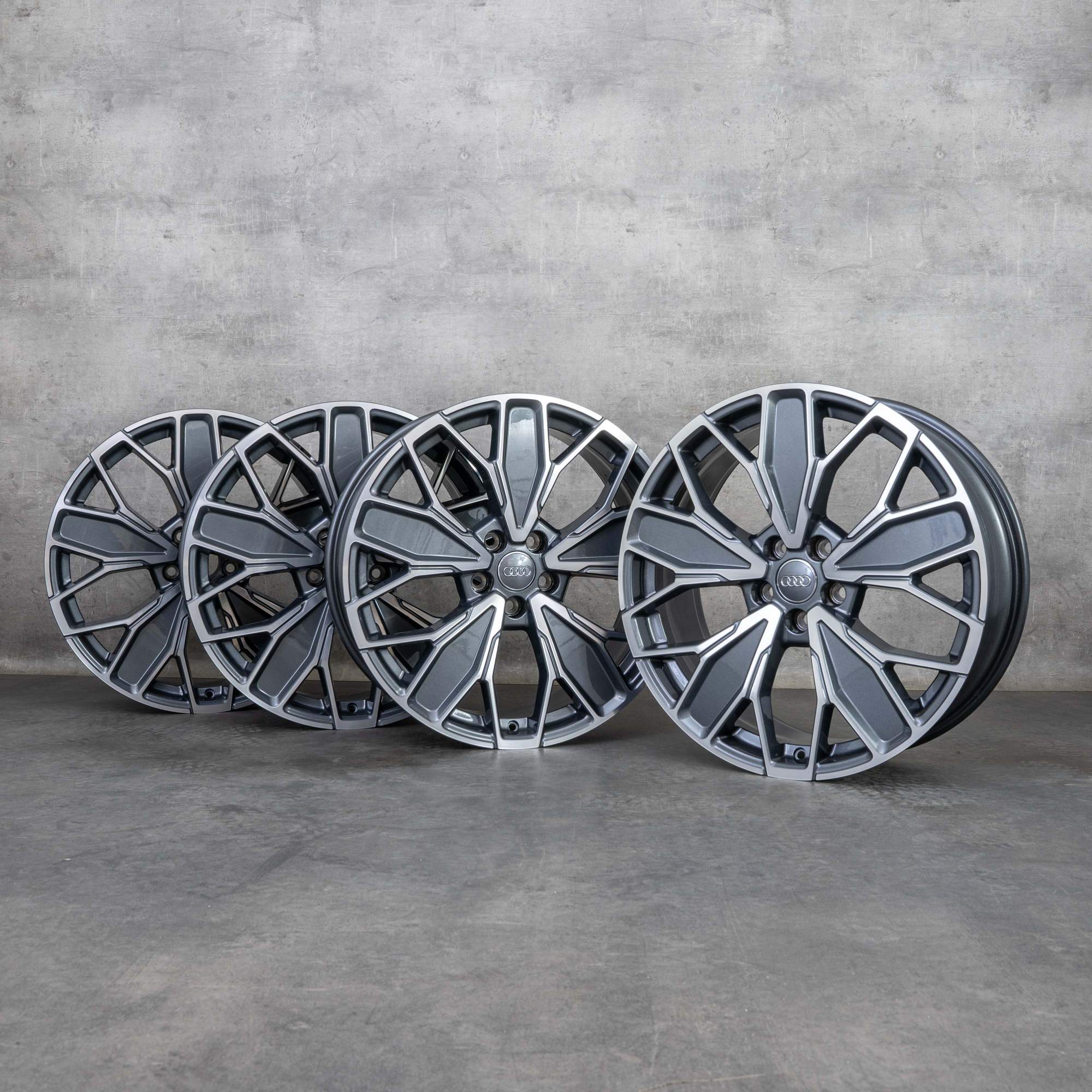 Oryginalne felgi Audi Q5 SQ5 20 cali FY GU 8MA601025H grafitowo-szare polerowane
