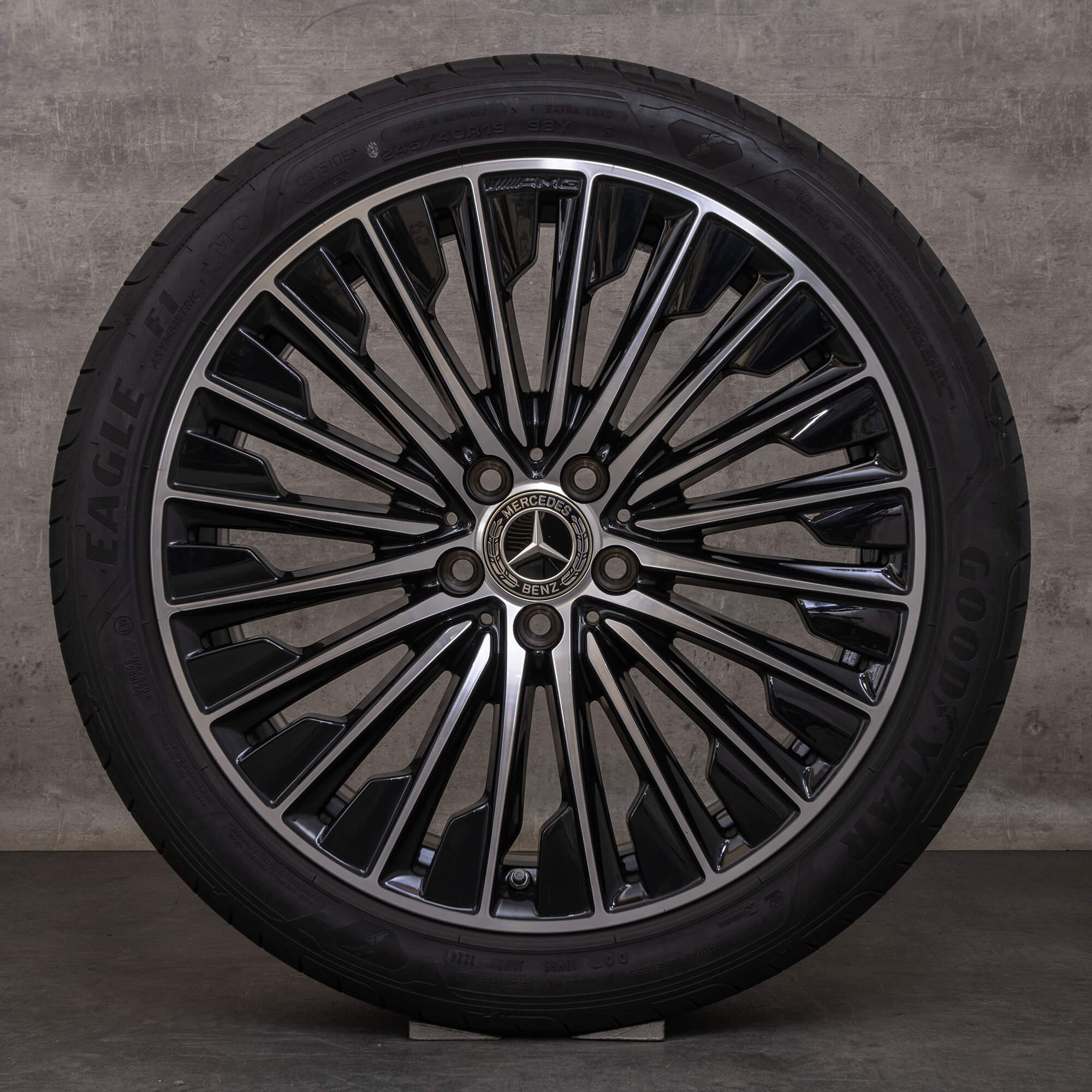 Originale Mercedes Benz CLE AMG felger 19 tommers C236 A236 sommerhjul A2364011900 A2364012000 svart blank dreid