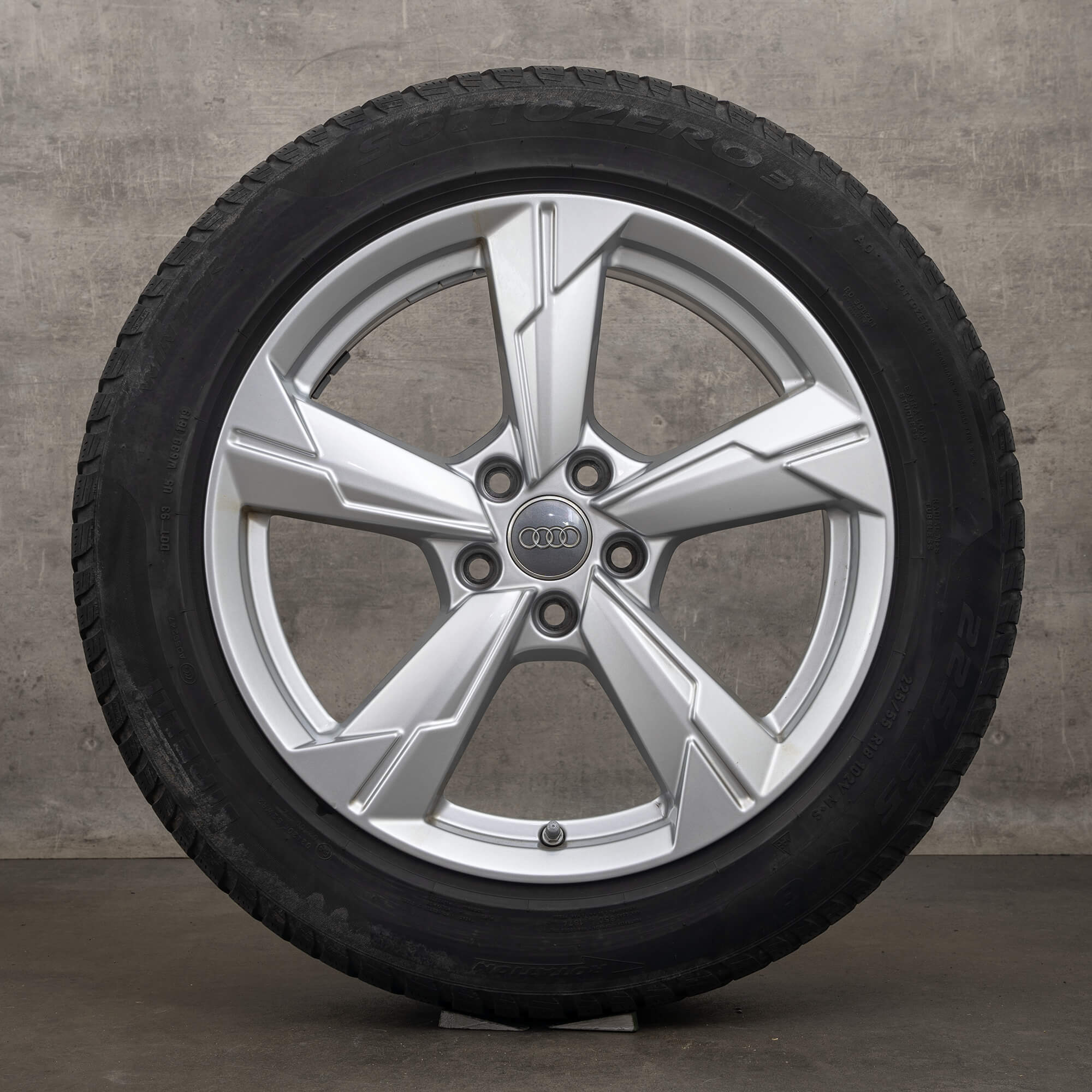 Jantes hiver d'origine Audi A6 S6 18 pouces 4K C8 jantes rotor 4K0601025D argent