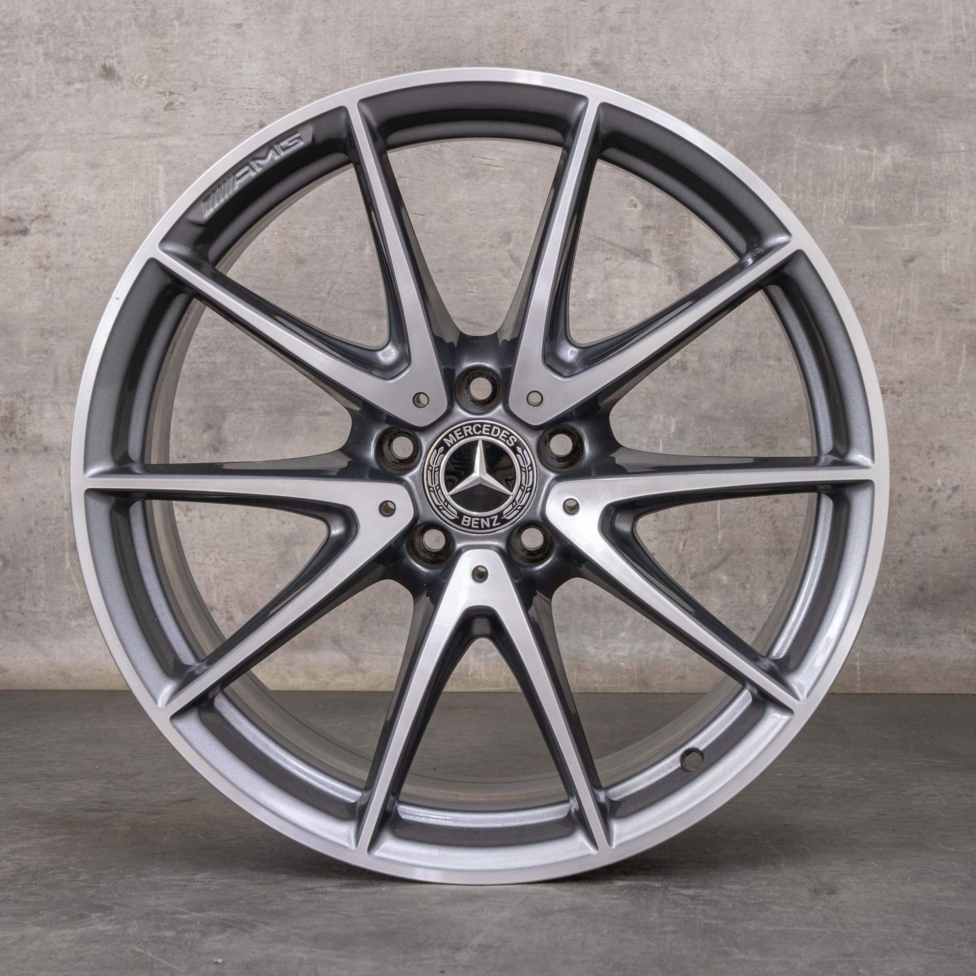 Alkuperäiset Mercedes Benz E-sarja E63 & S AMG vanteet 19 tuuman W213 S213 A2134012600 A2134014600 himalaya harmaa kiillotettu