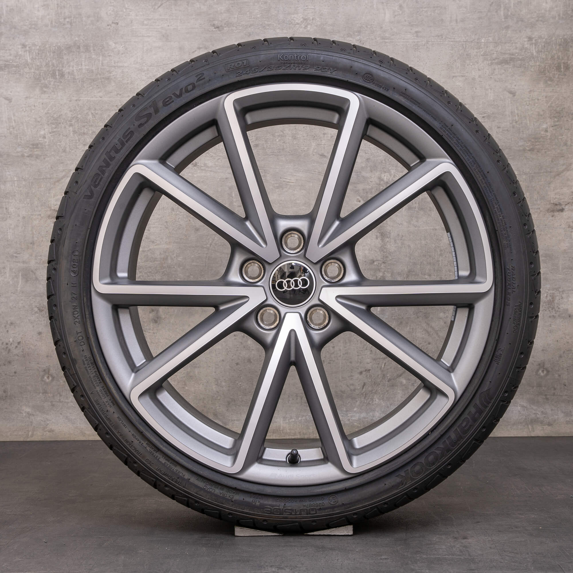 Original Audi A4 S4 Felgen 19 Zoll B9 8W Sommerräder 8W0601025EA anthrazit matt glanzgedreht