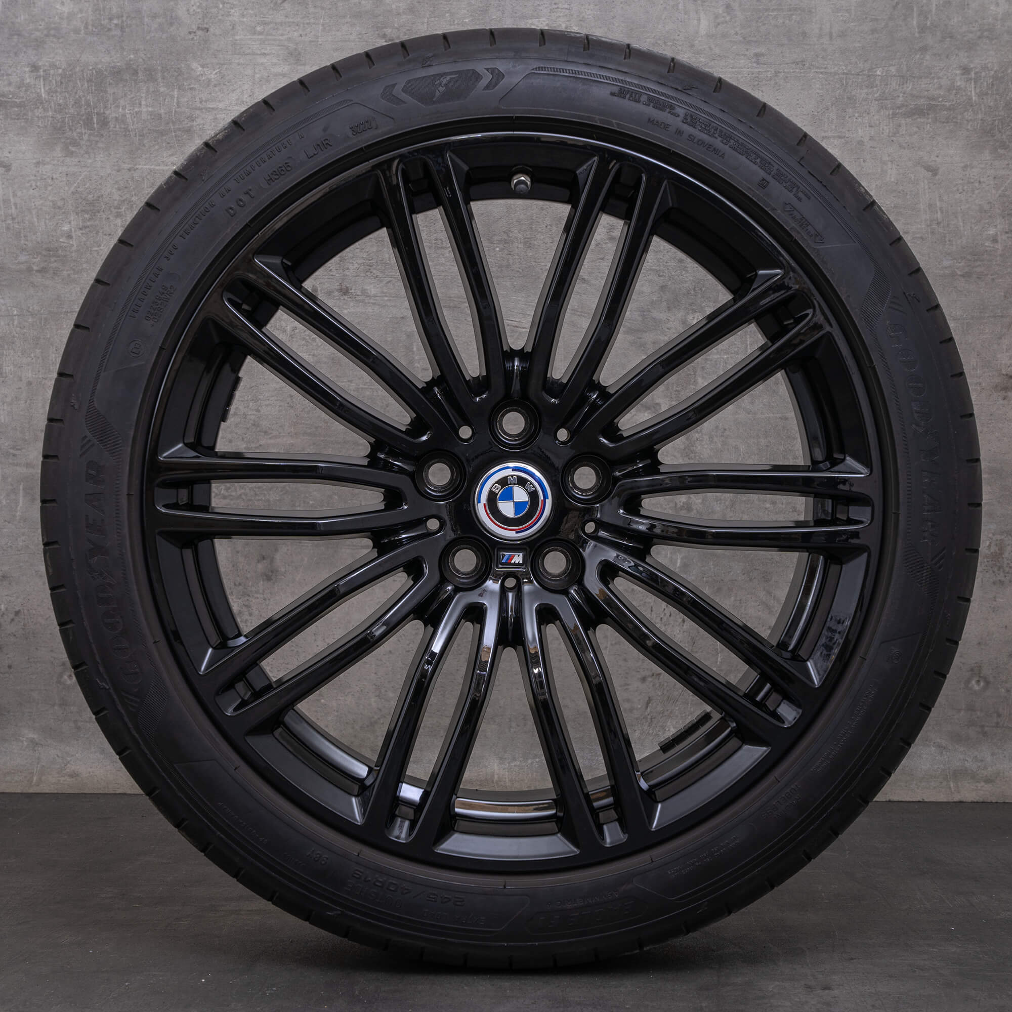 OEM BMW 5 Series rims 19 inch G30 G31 summer wheels styling 664 M