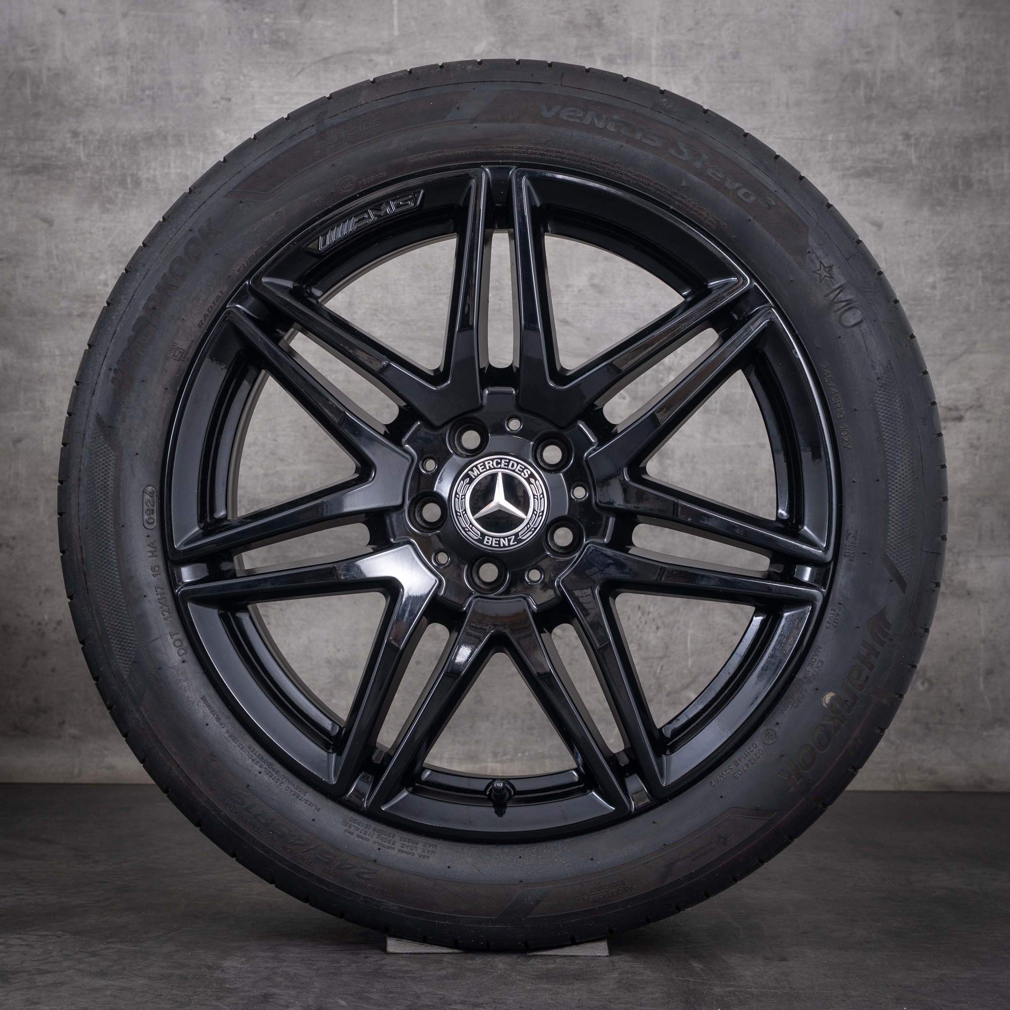 Alkuperäiset Mercedes-Benz V-sarjan AMG-vanteet 19 tuumaa W447 kesärenkaat A4474015100 kiiltävä musta