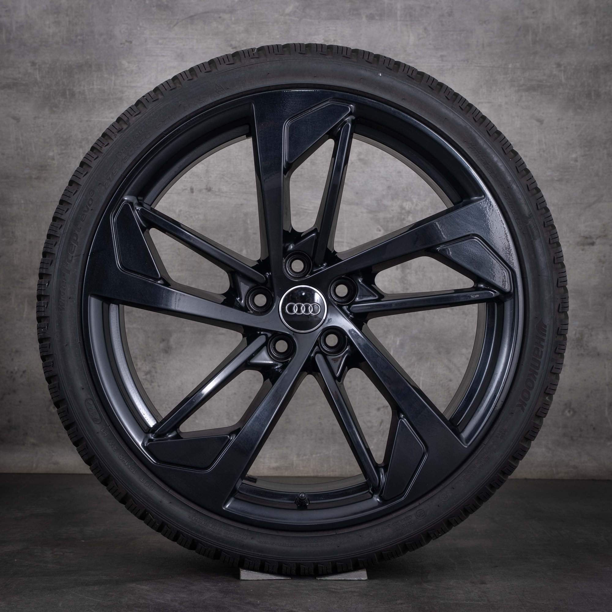 Original Audi RS4 RS5 Winterräder 20 Zoll B9 8W F5 Felgen Trapezoid 8W0601025CN schwarz glanz