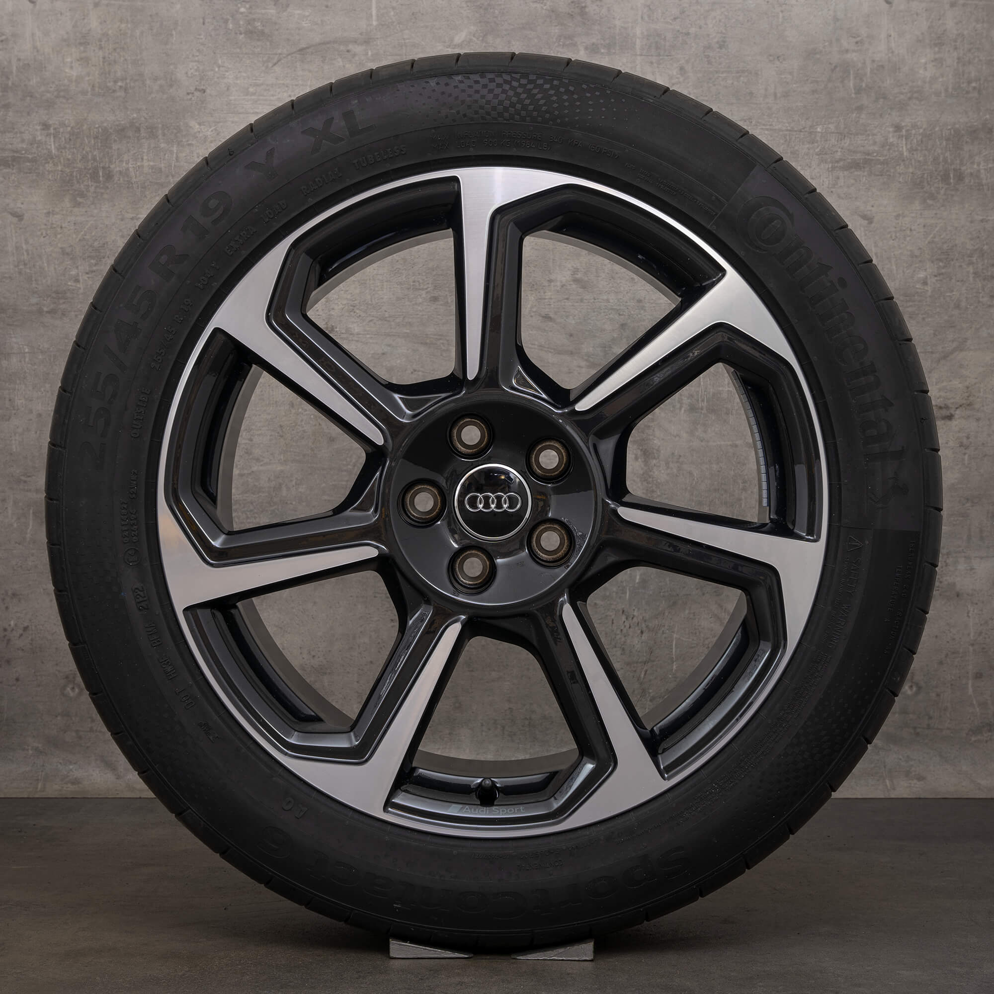 Audi Q3 F3 roues été pneus jantes 19 pouces rotor 83A601025D NEUF