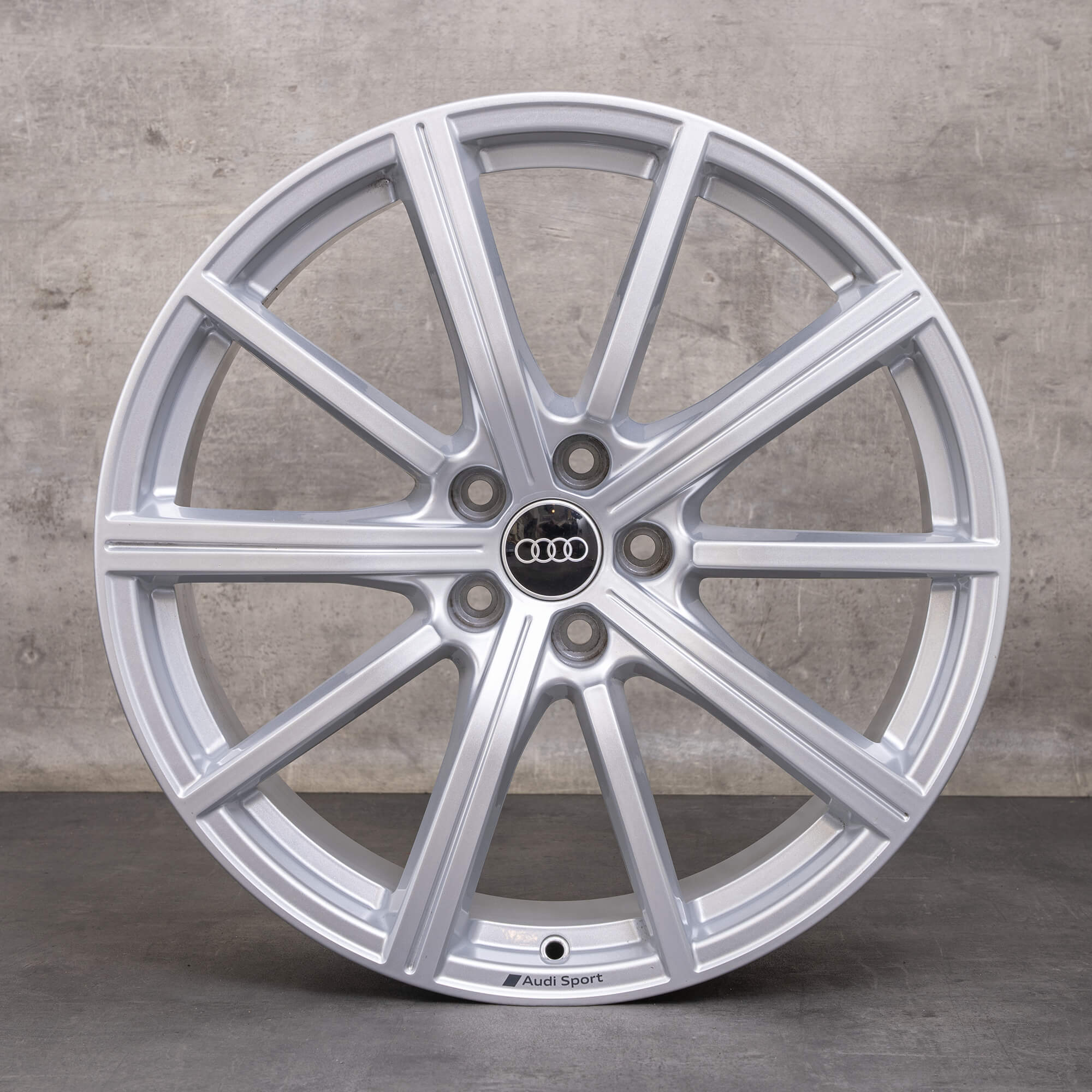 Audi Q3 RSQ3 jantes 20 polegadas F3 83A601025BC prata