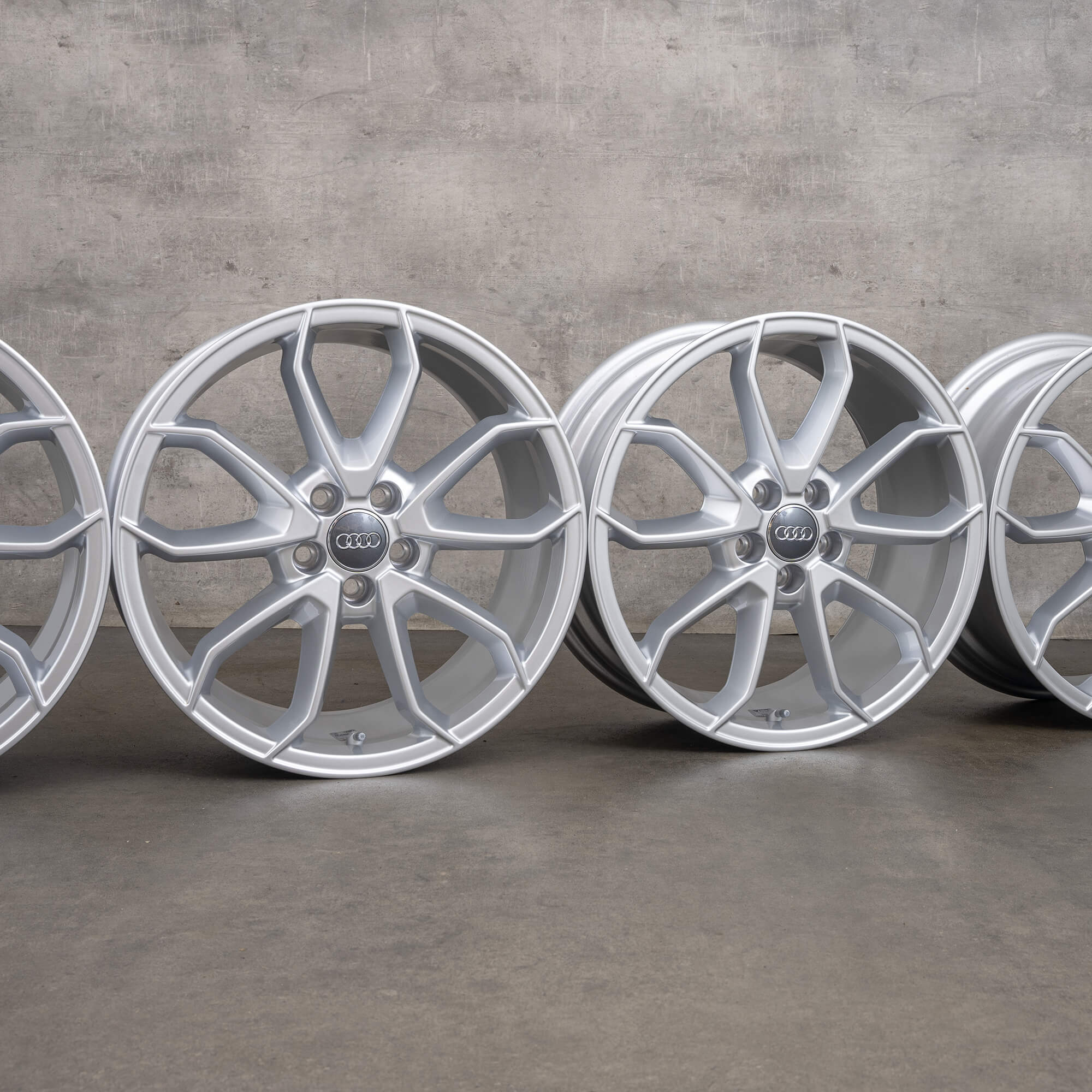 Audi A1 GB Carabus 17 inch rims silver 82A071497A NEW