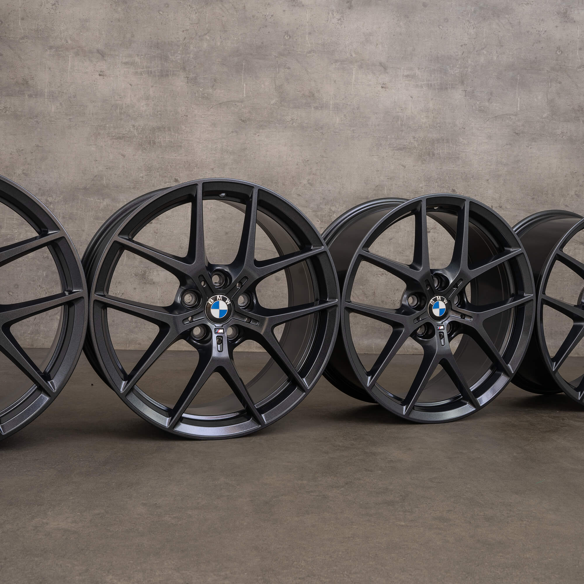Original BMW 1er F40 2er F44 18 Zoll Felgen 554 M 8092353 schwarz metallic