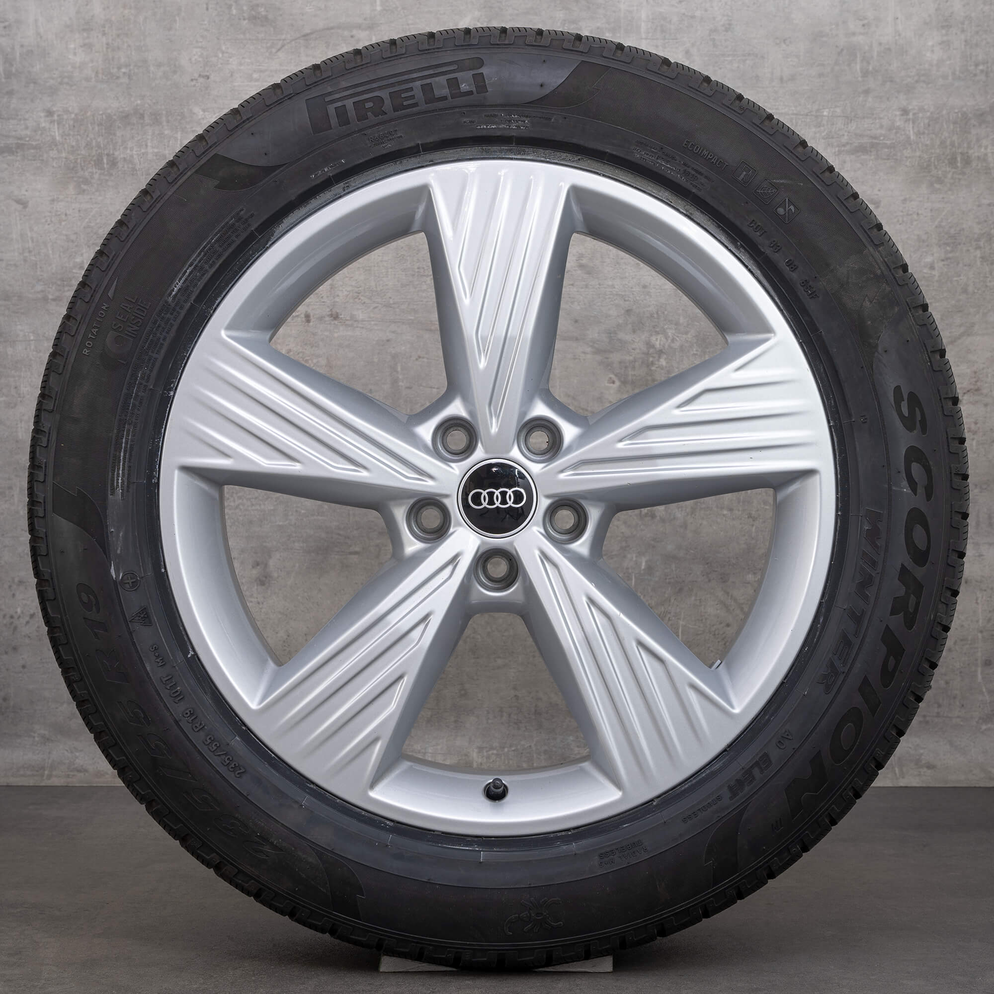 Audi 19 Zoll Felgen Q4 e-tron & Sportback Winterkompletträder 89A601025B