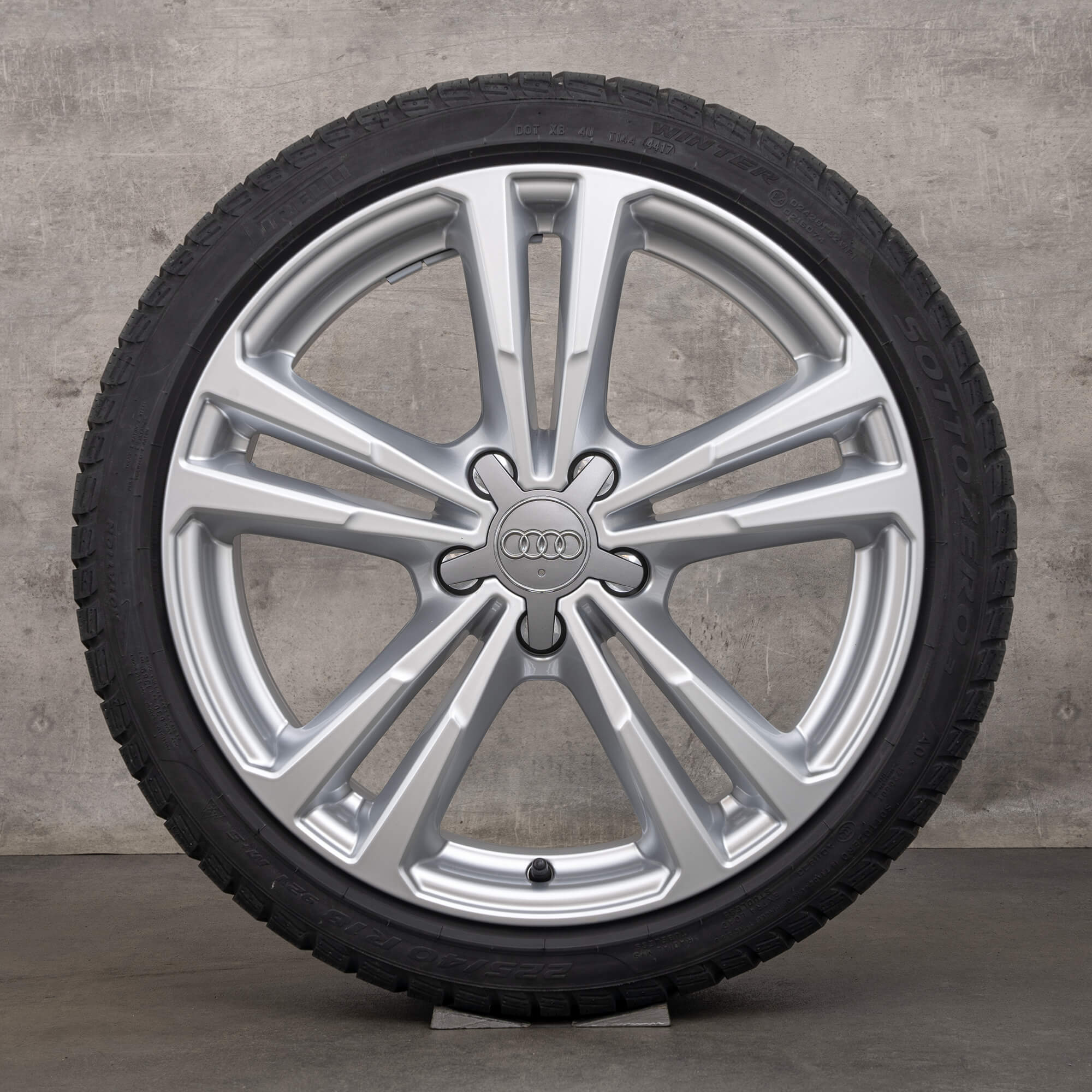 Audi A3 S3 8V pneus hiver roues jantes 18 pouces S LINE 8V0601025AJ