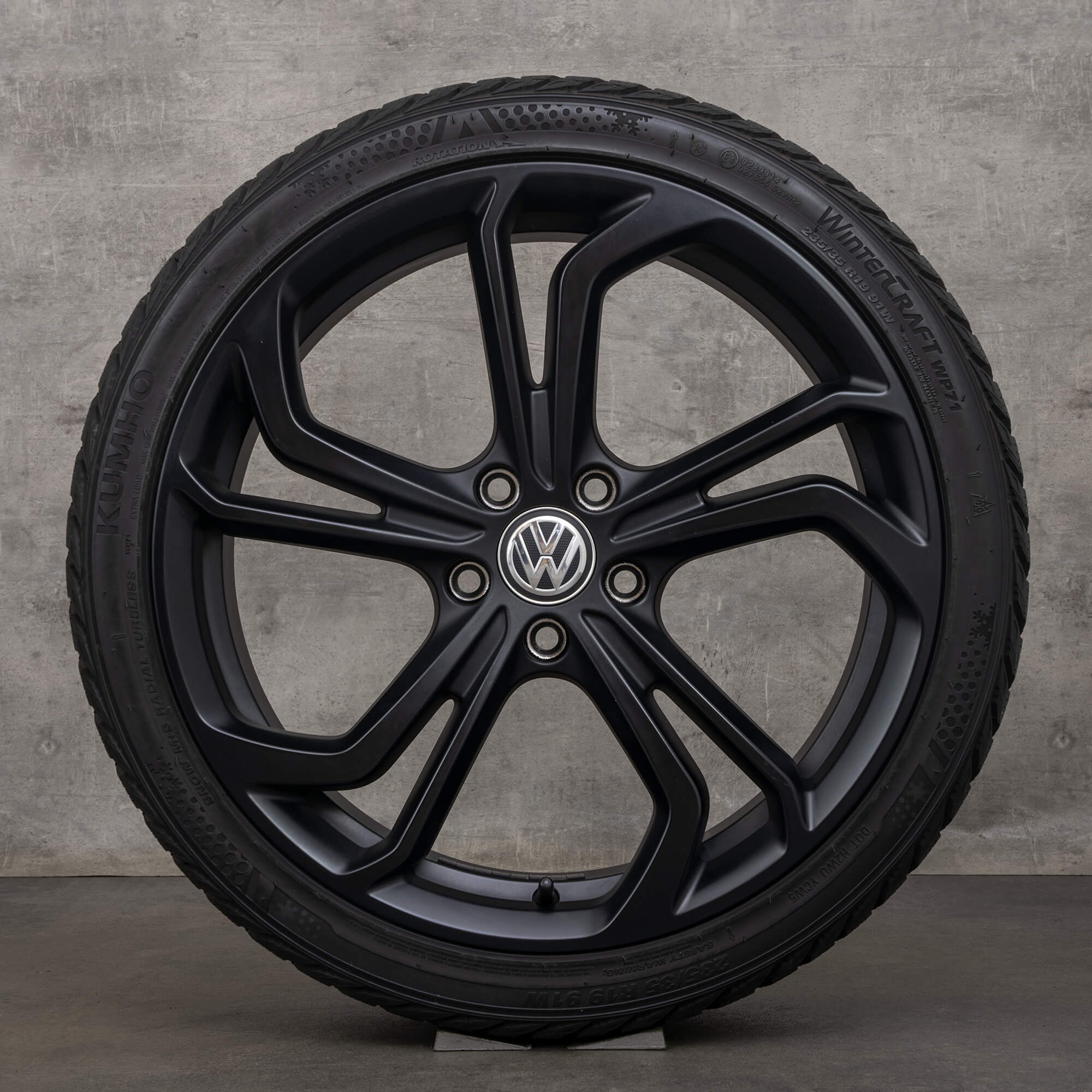 Volkswagen VW Golf 7 VII winter wheels tires 19 inch rims Reifnitz 5G0601025EB
