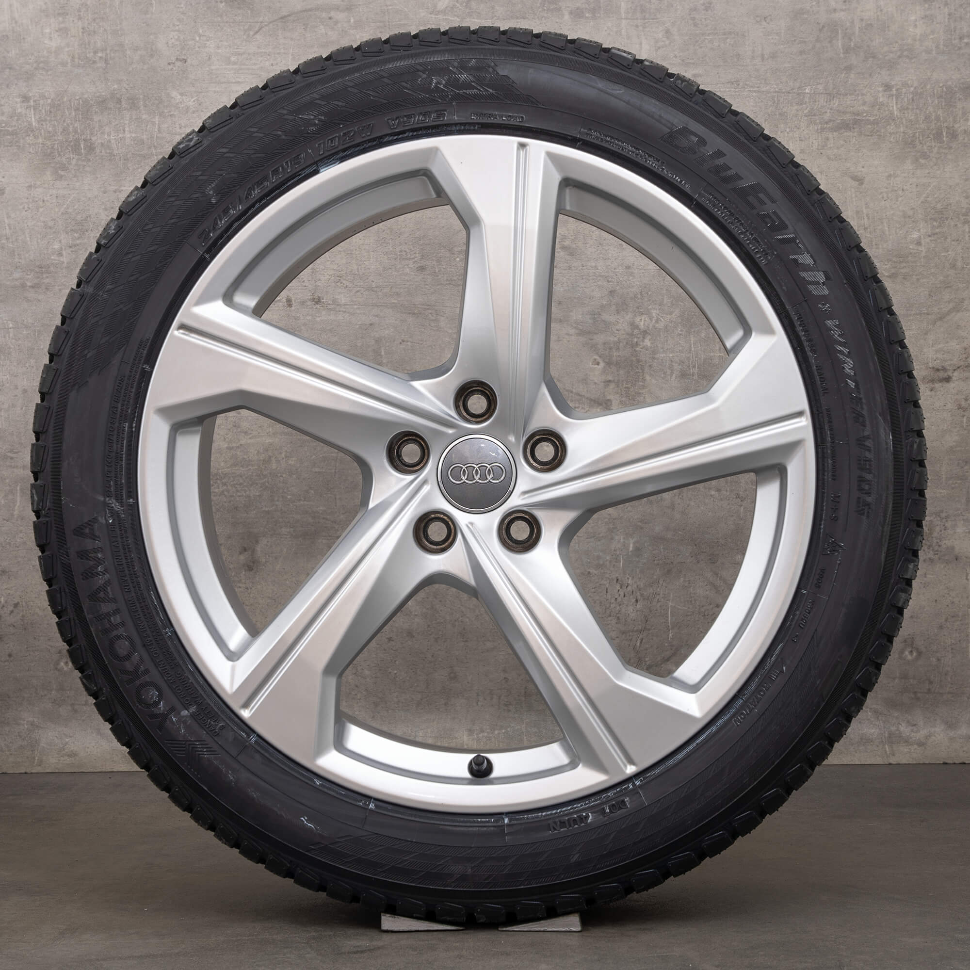 Audi A6 S6 4K C8 winter wheels 19 inch rims tires 4K0601025AJ silver