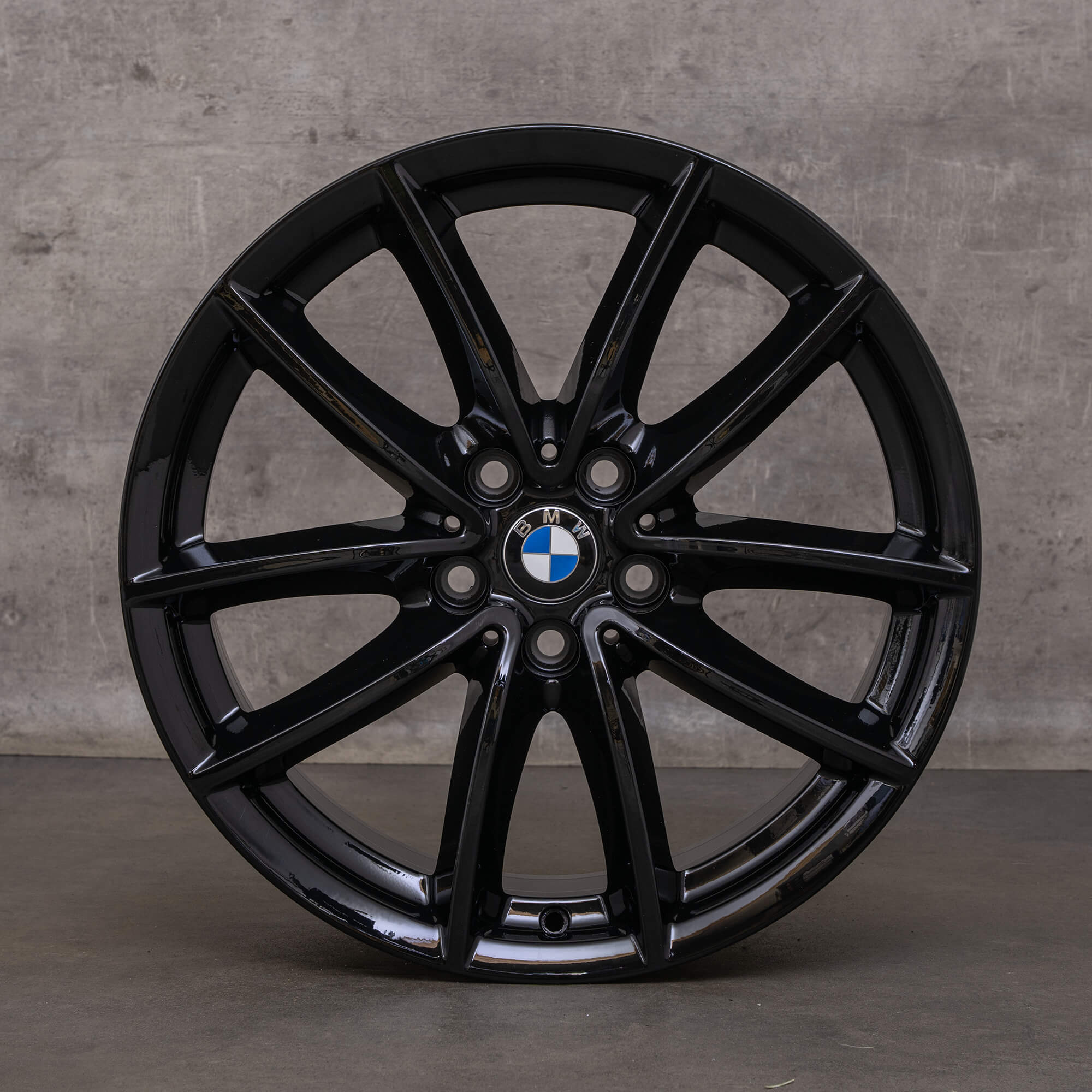 Oryginał BMW X5 X6 Felgi 18 cali G05 G06 Styling 618 czarne wysoki połysk 6880684 NOWOŚĆ