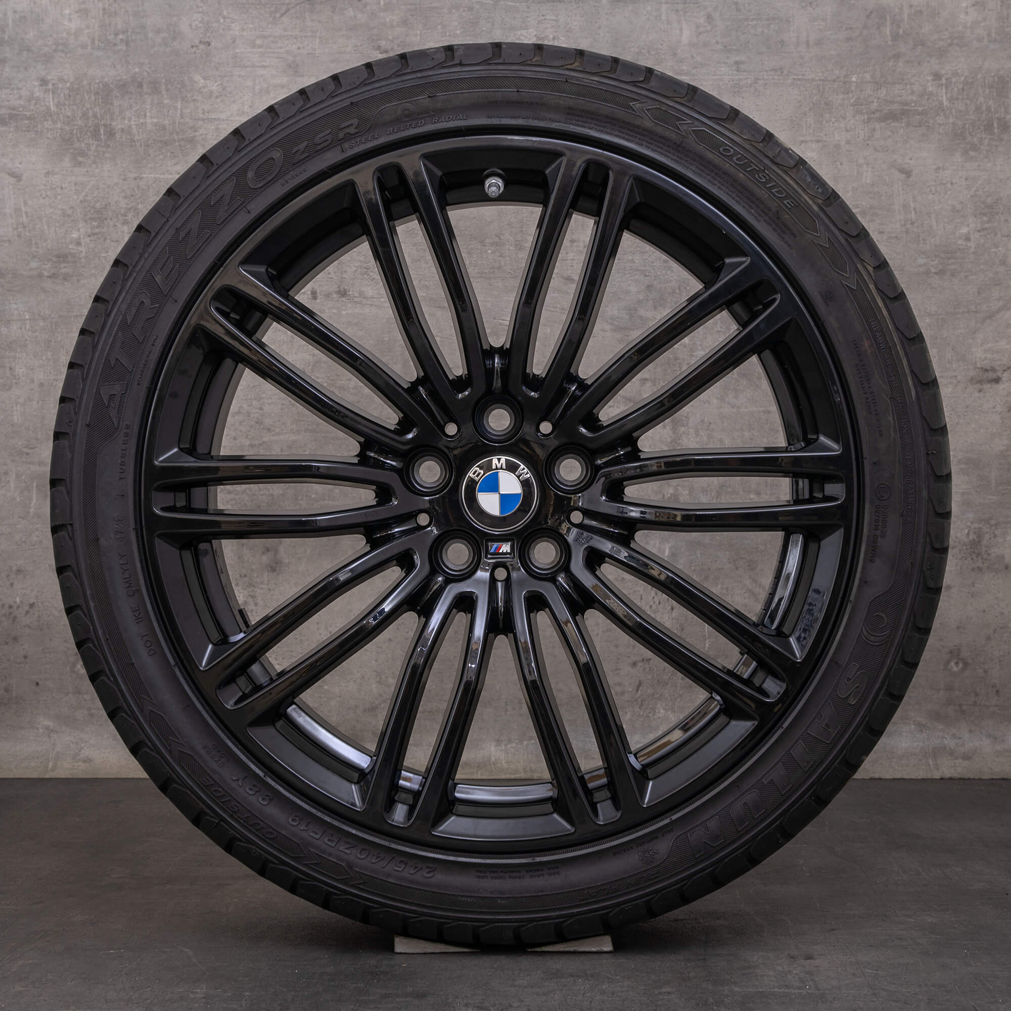 Original 19palcové letní kola BMW řady 5 G30 G31 styling 664 M 7865925 7856926 černé lesklé