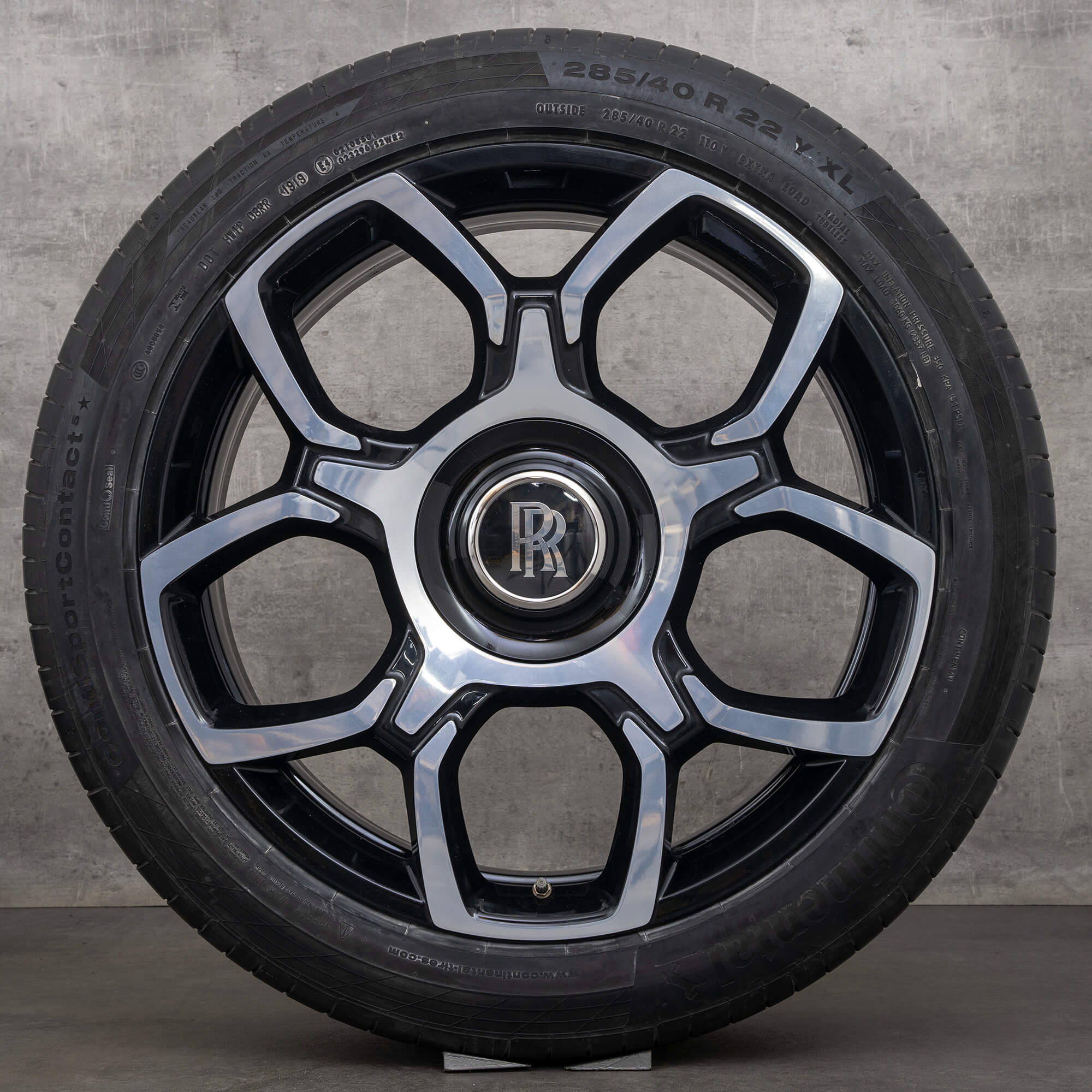Oem Rolls Royce Cullinan pneus hiver jantes 22 pouces RR31 6884712 6884713 noir brillant