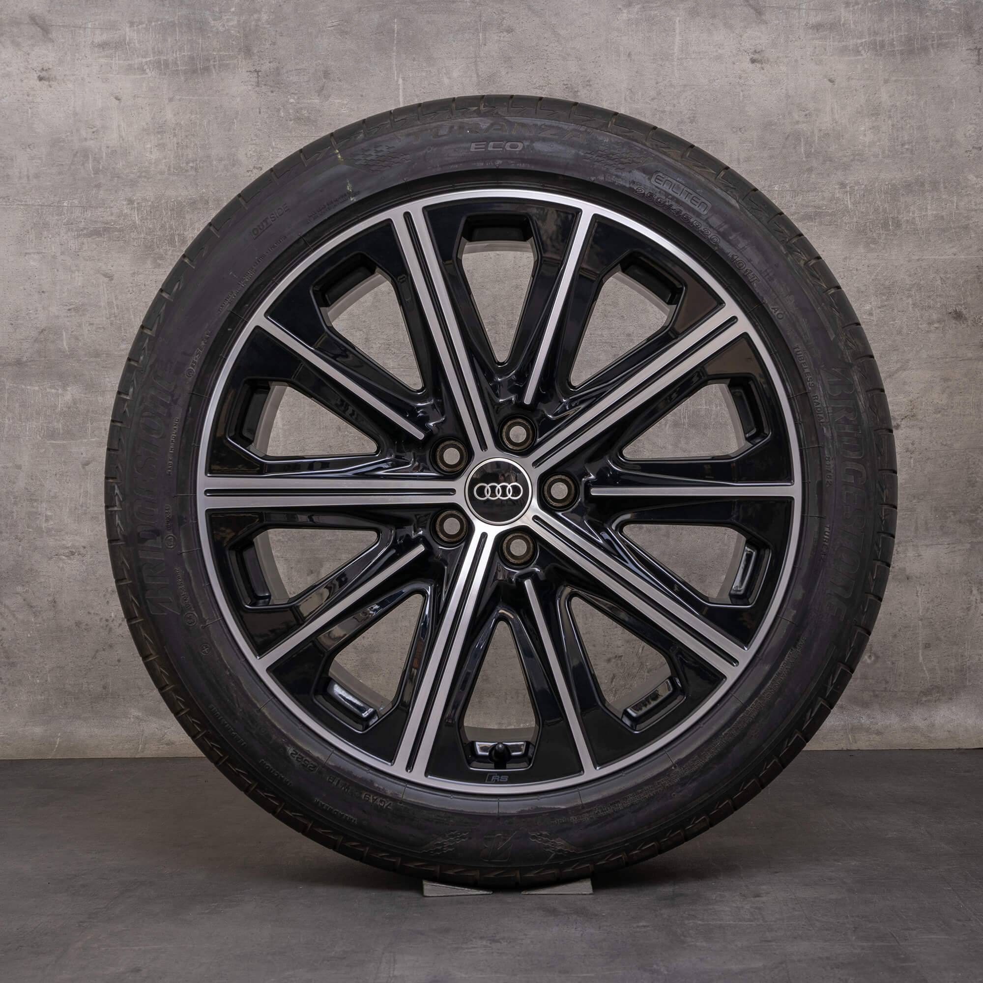 Originele Audi Q4 e tron velgen 20 inch F4 zomerwielen 89A601025K 89A601025AB zwart glanzend gedraaid