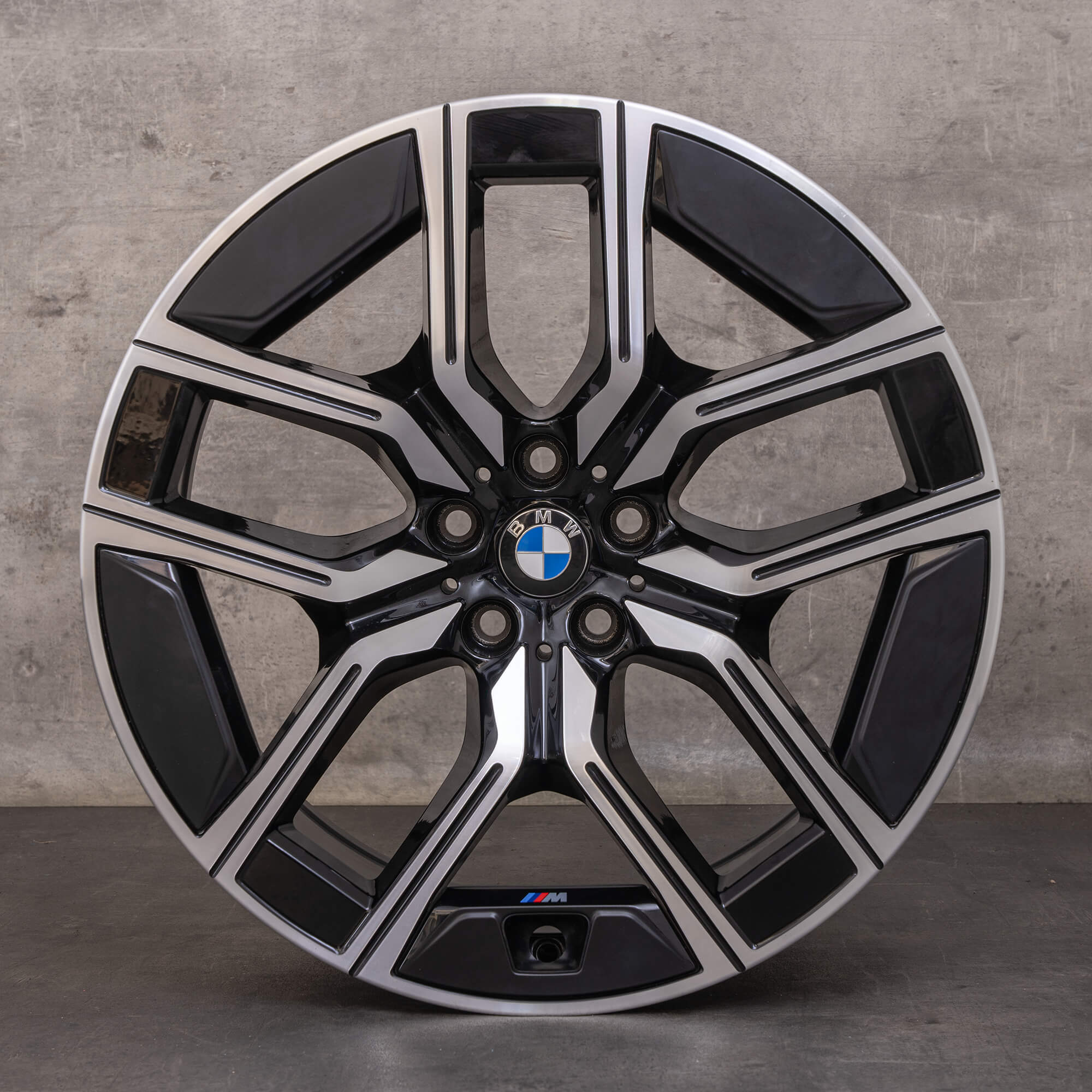 Jantes originais BMW Série 7 i7 de 20 polegadas G70 Styling 907 M 5A19DE8 5A19DE9 preto brilhante torneadas