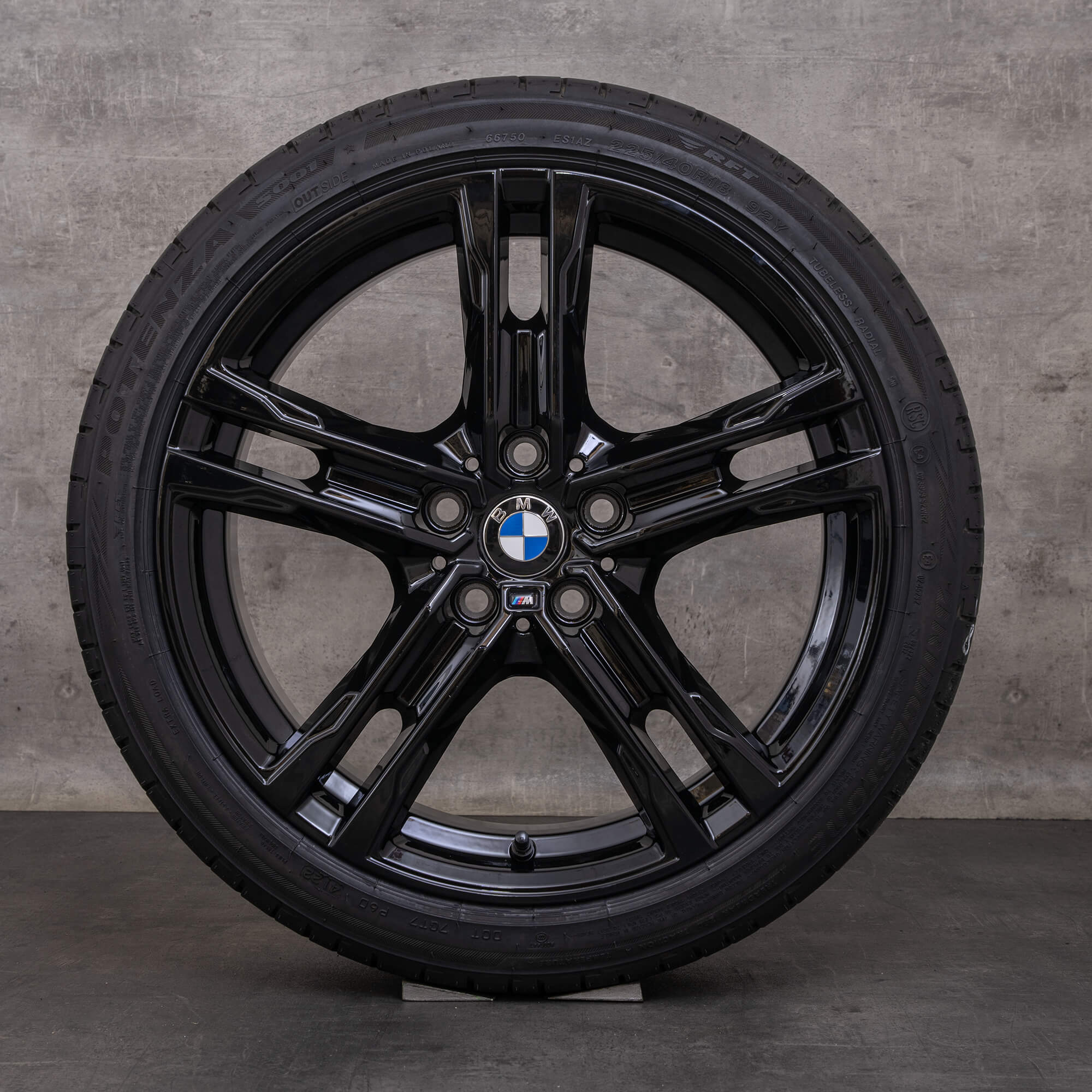 Originais BMW série 1 2 jantes 18 polegadas F40 F44 Gran Coupe verão styling 819 8092352 preto brilhante