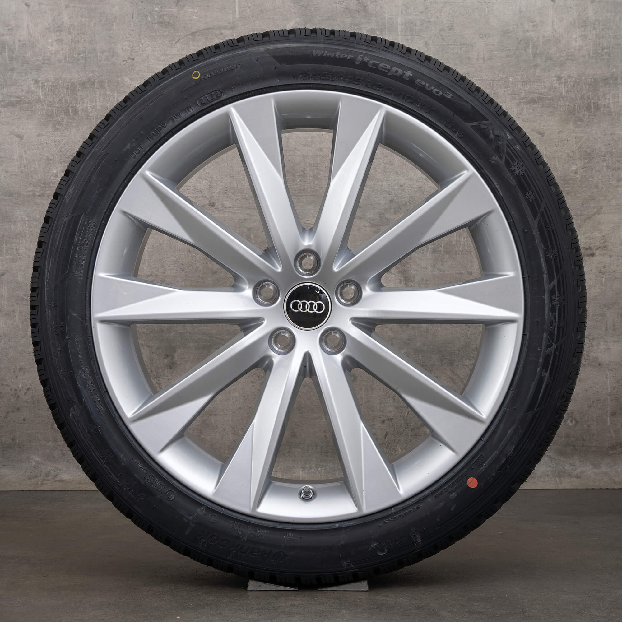 たかやん様　Audi A6オールロード純正ホイール 20インチ8.5j +43 OEM Audi A6 Allroad wheels 20 inch 4K C8 summer 4K9071490 silver