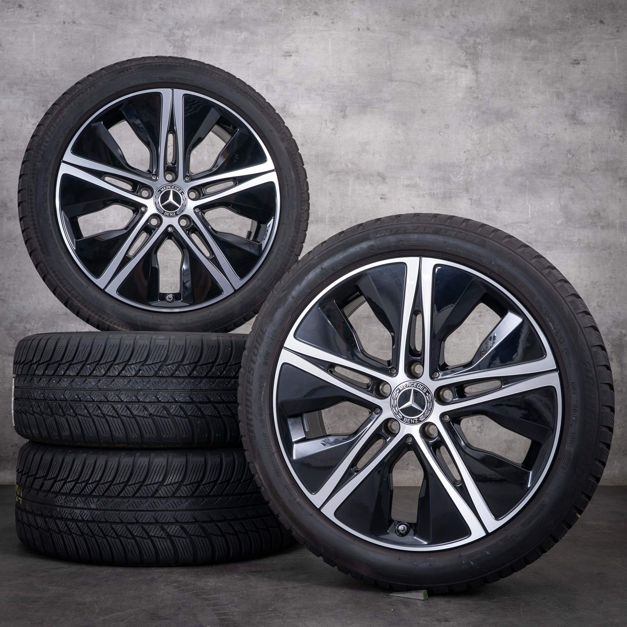 Originální zimní kola Mercedes-Benz třídy A, Třídy B a CLA, 18 palců, modely W177, V177, W247, C118, X118, disky A1774010500, černé, s diamond cut povrchem
