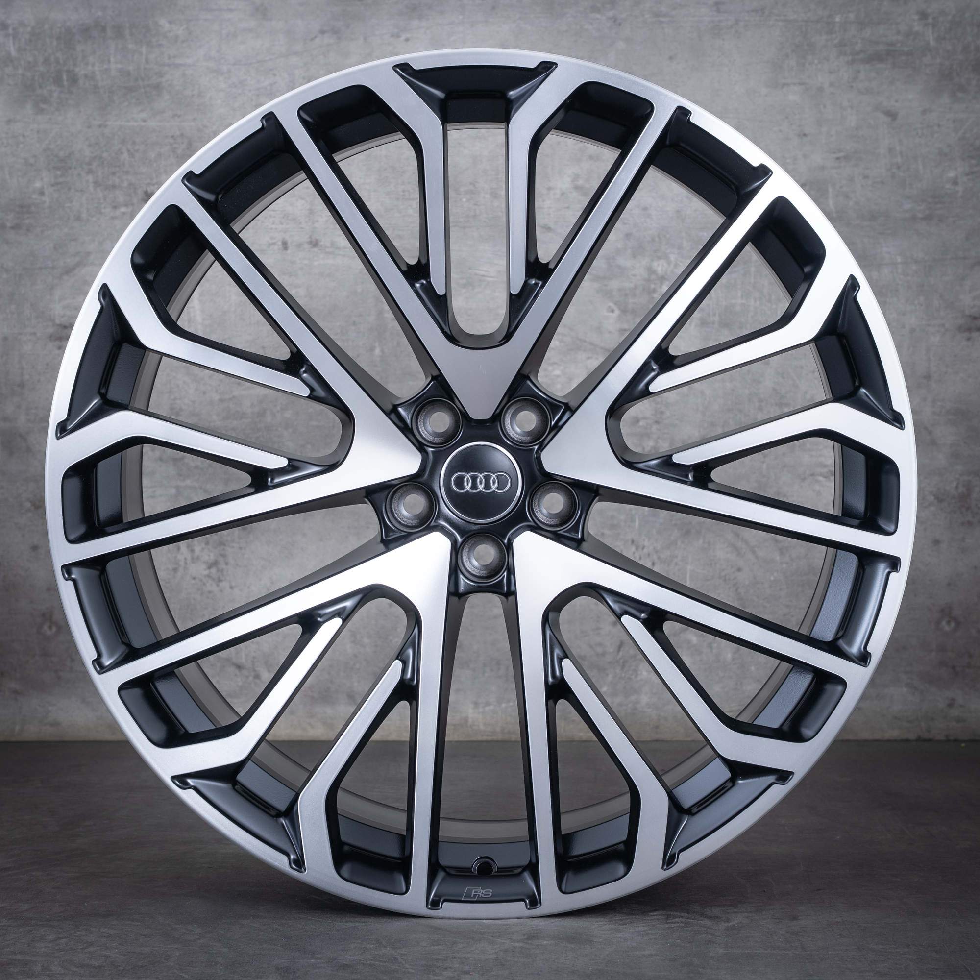OEM Audi Q8 SQ8 Rims 23 inch 4M8 4M8601025BN black matt polisched NEW