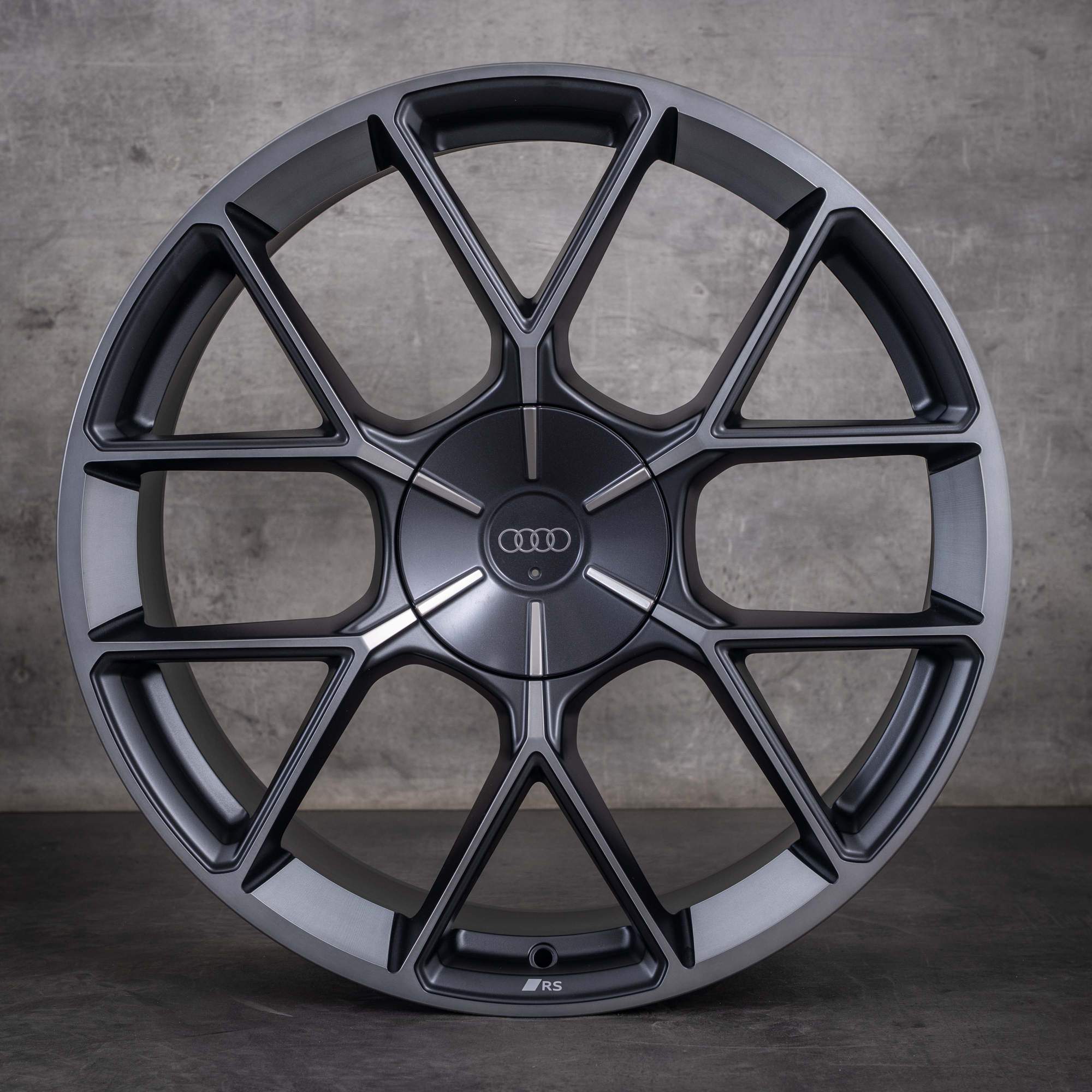 Original Audi e-tron GT RS Felgen 21 Zoll 4J3601025CJ 4J3601025CK granit matt glanzgedreht NEU