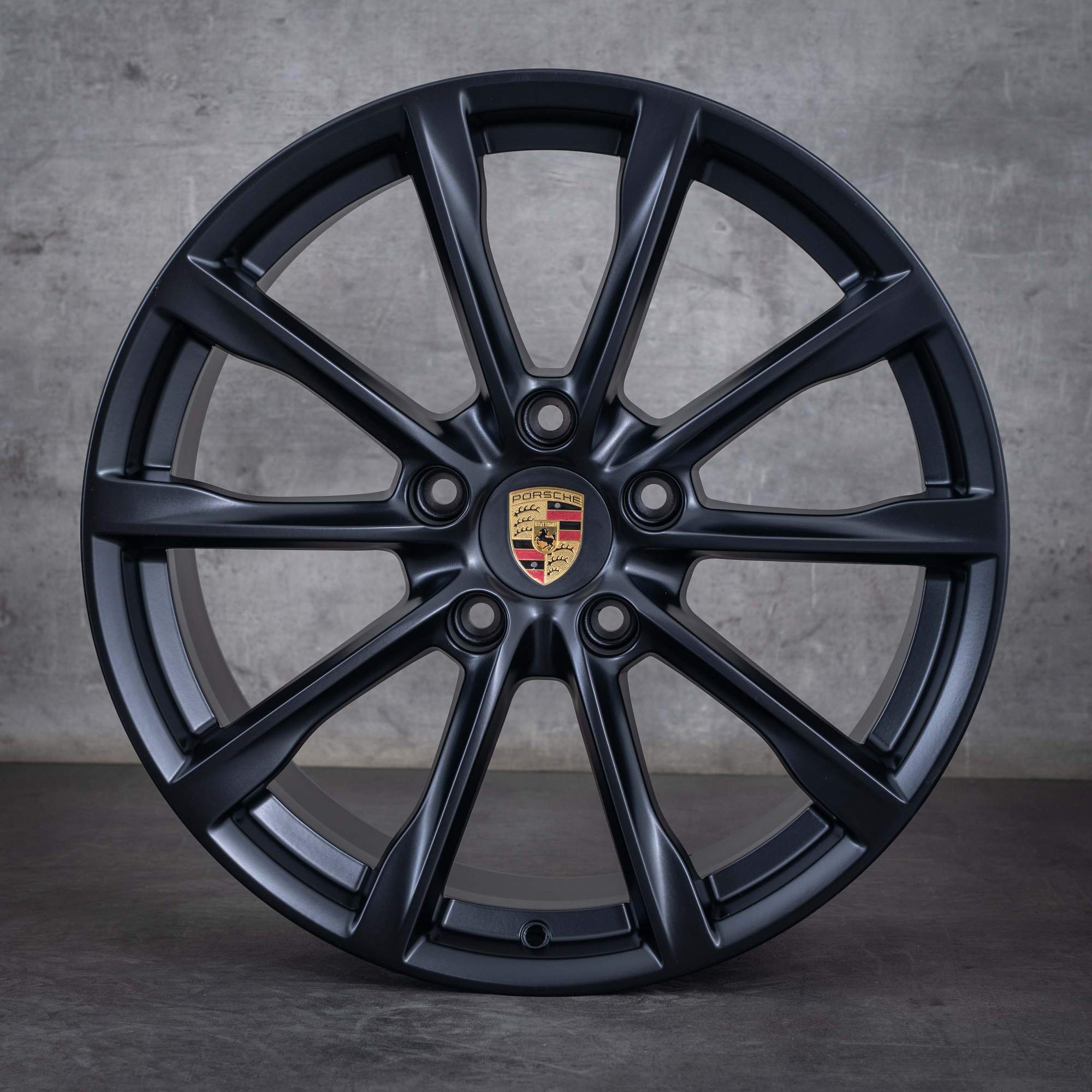 Oryginalne felgi Porsche Boxster Cayman 19 cali 982 S GTS T 982601025 982601025AM czarny mat