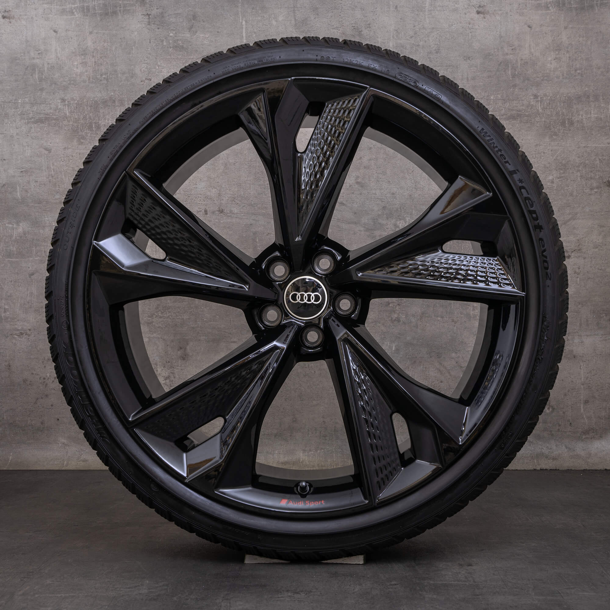 Jantes e pneus inverno originais Audi RS6 RS7 22 polegadas 4K C8 jantes 4K0601025AT preto brilhante