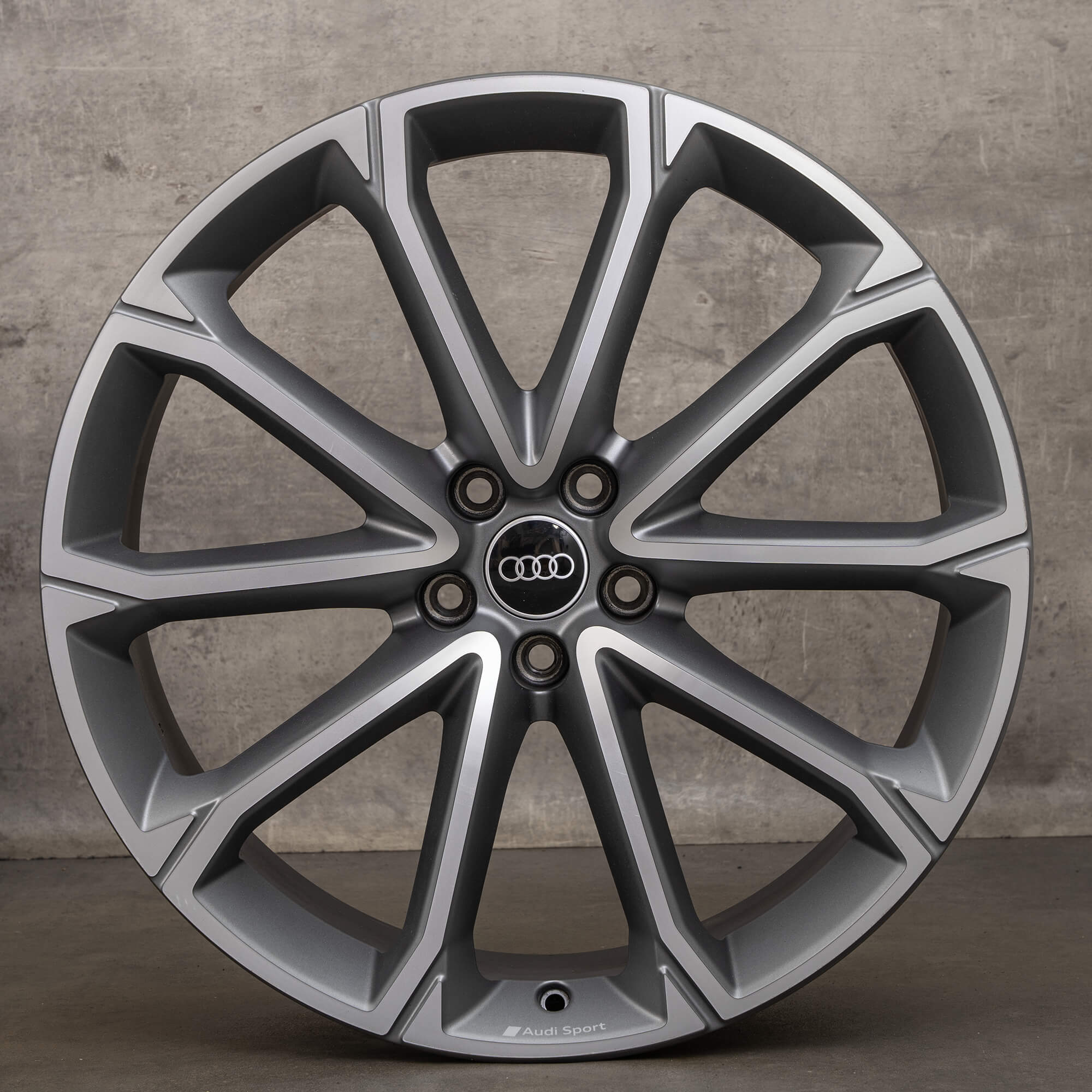 Original Audi RS Q3 F3 Sportback 21 Zoll Felgen 83A601025AH schwarz matt