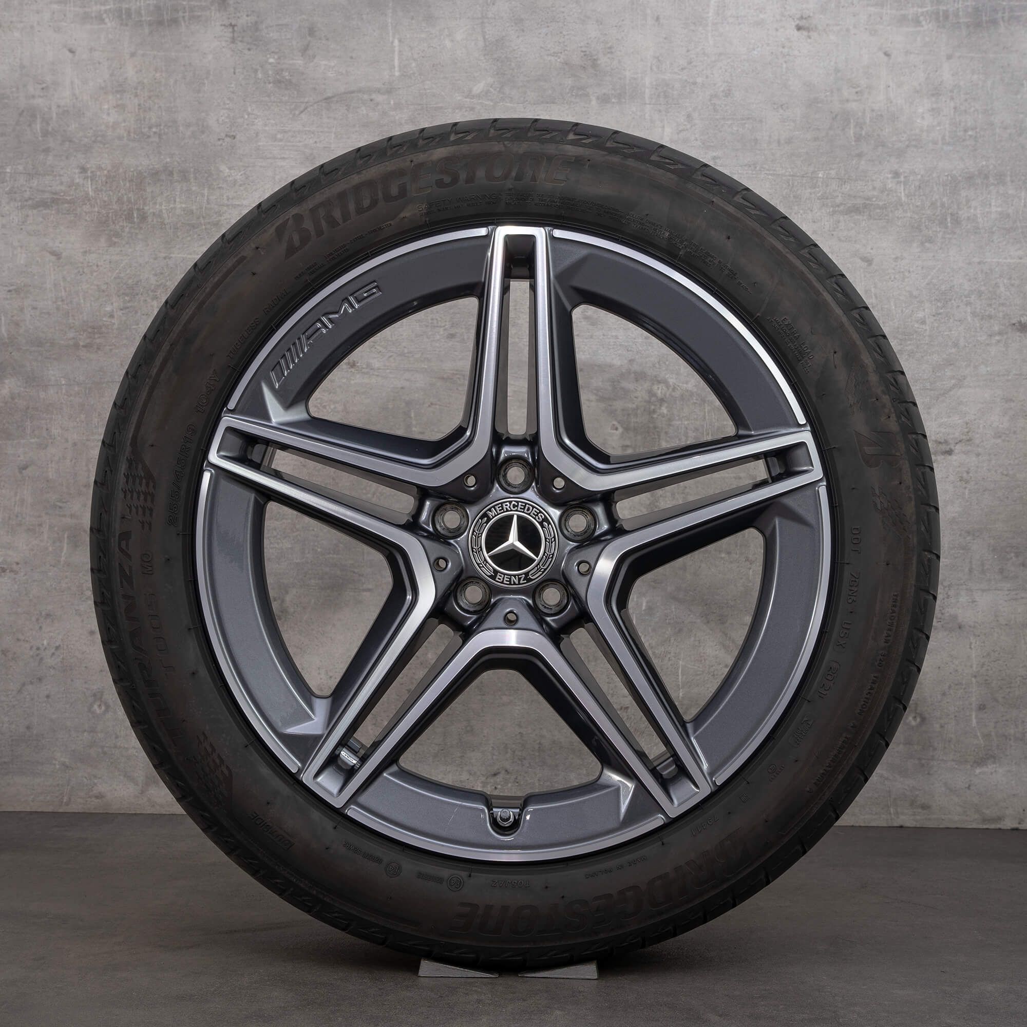 Oryginalne koła zimowe Mercedes-Benz Klasy S AMG 19 cali W223 V223 A2234011300 w kolorze himalaya grey z efektem diamond cut