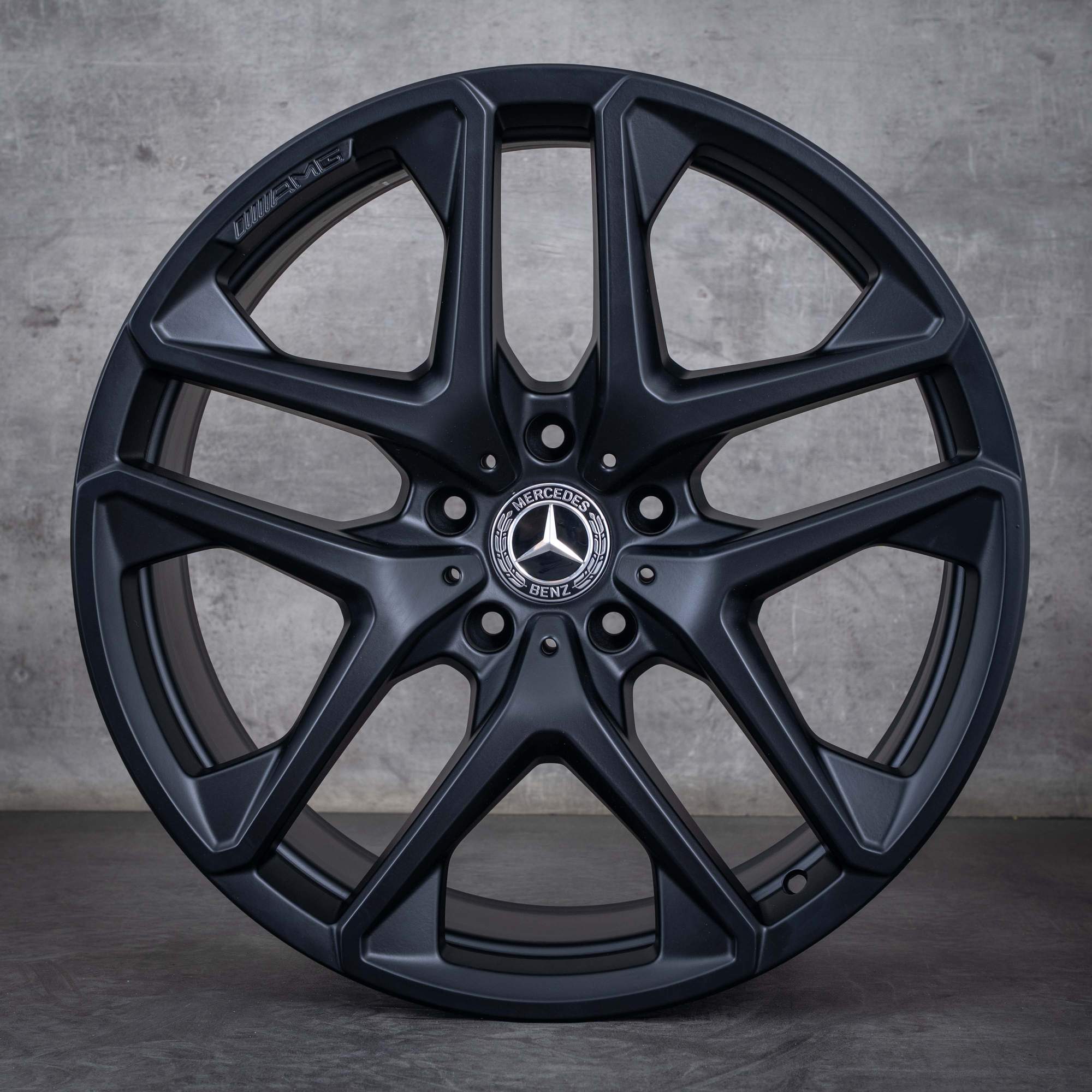 Oryginał Mercedes Benz Klasa G G63 AMG Felgi 21 cali W463A W465 A4634011900 czarny mat
