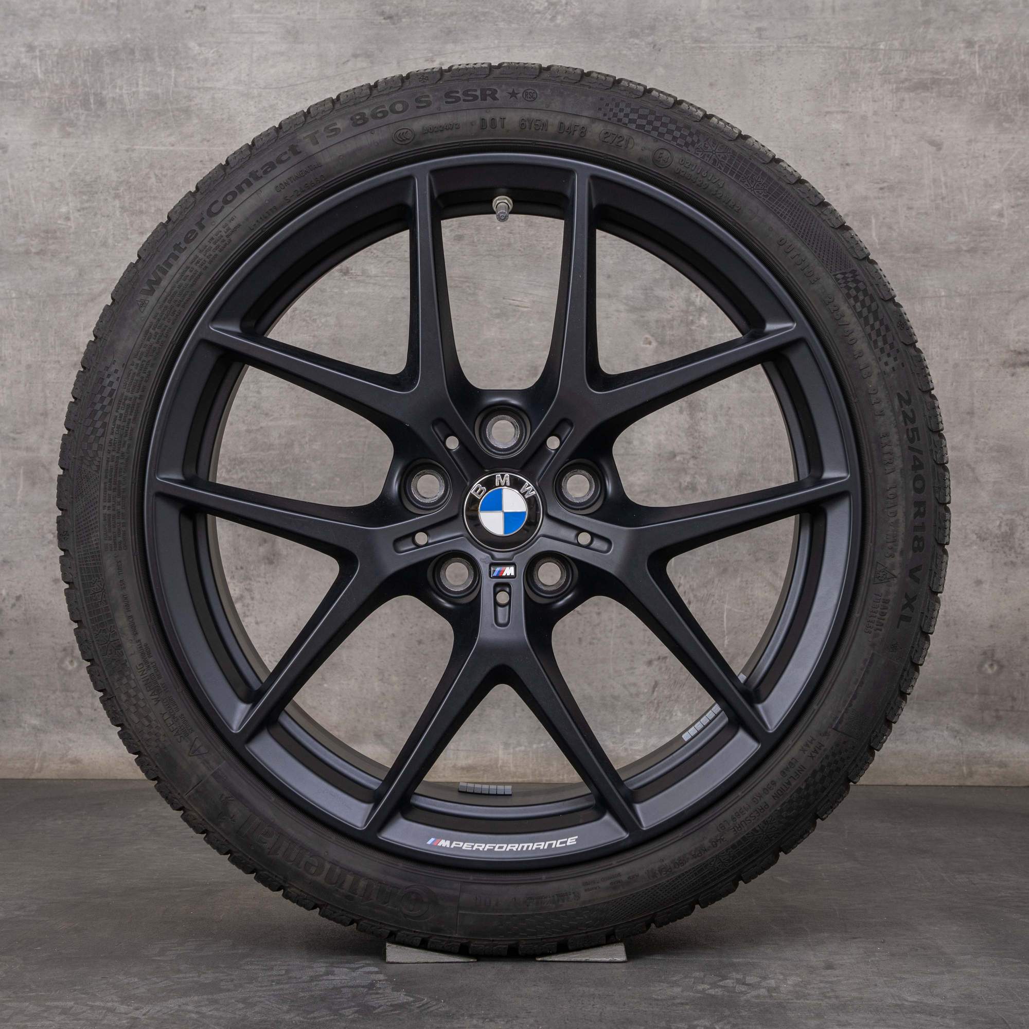 Oryginalał BMW Seria 1 2 koła zimowe 18 cali F40 F44 Gran Coupe felgi stylizacja 554 M 8092354 czarny mat