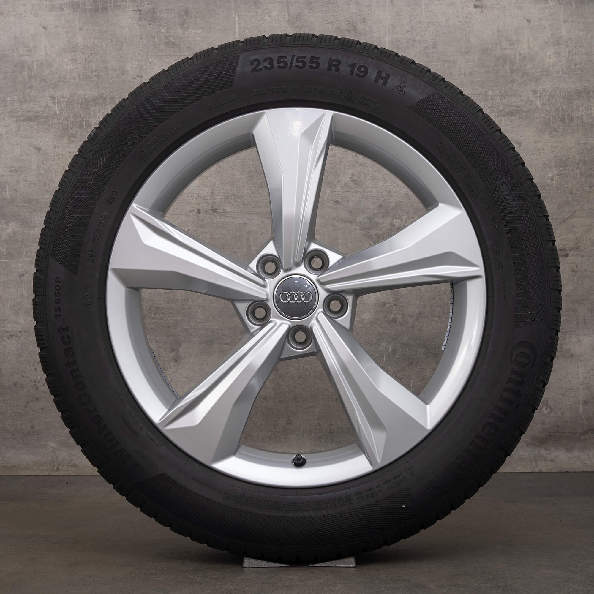 OEM Audi Q5 SQ5 19 inch FY rims winter tires 80A601025K silver wheels