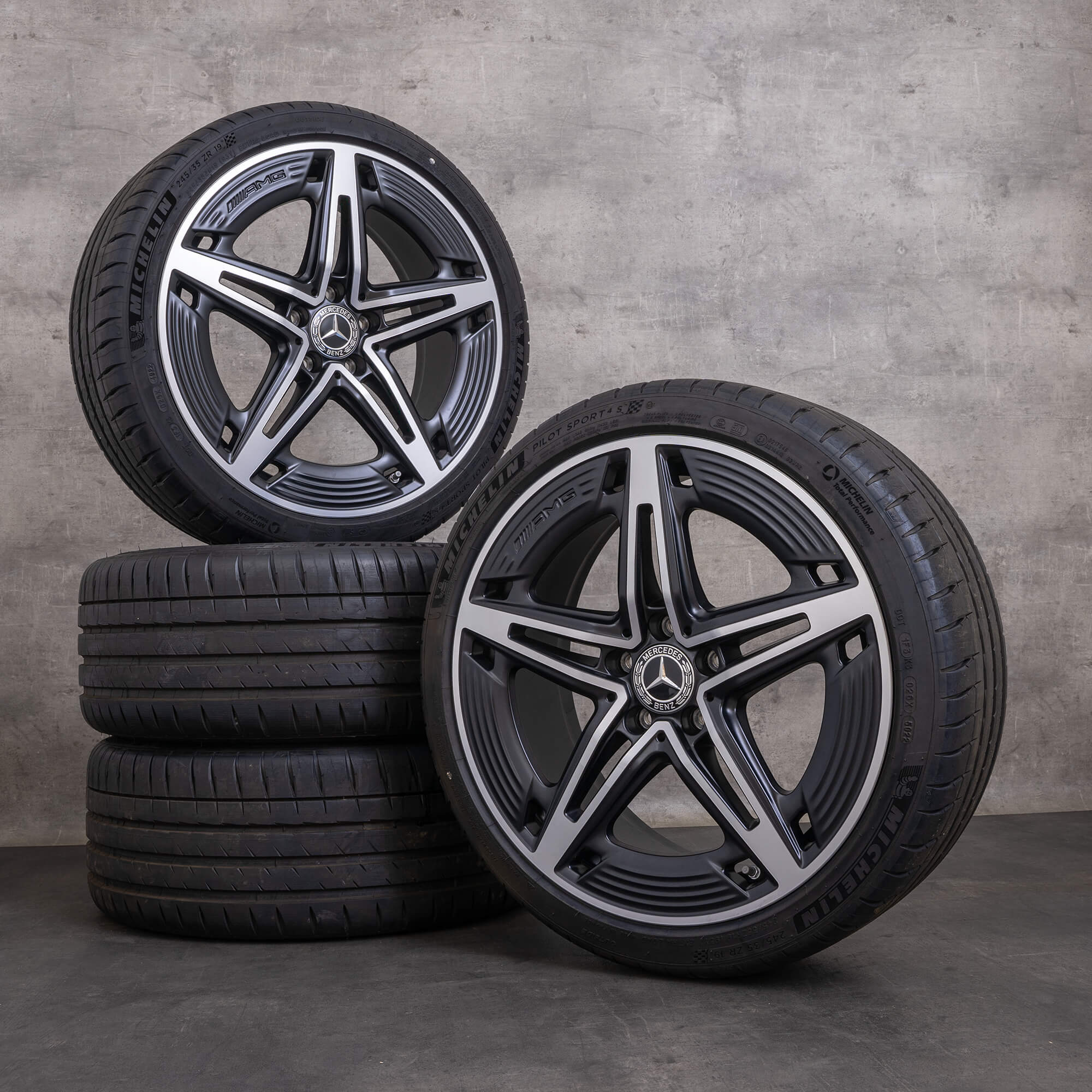 OEM Mercedes Benz CLA 35 AMG Rims 19 inch Shooting Brake X118 Summer wheels A1184010600 black matt high gloss