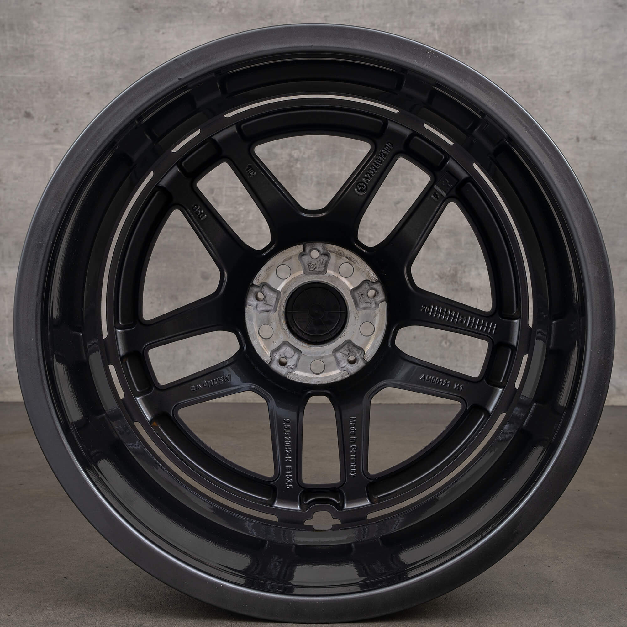 OEM Mercedes-Benz AMG SL43 SL55 SL63 R232 20inch rim A2324012100