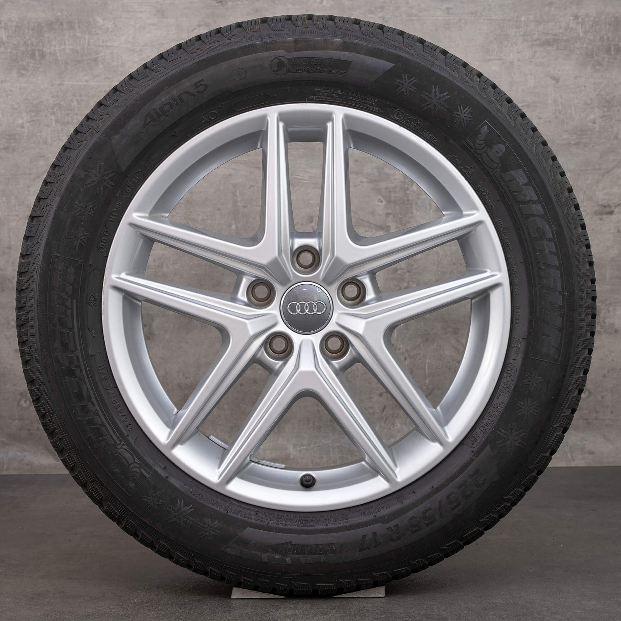 Audi 17 inch A4 Allroad B9 8W jante anvelope iarna roti 8W9601025D